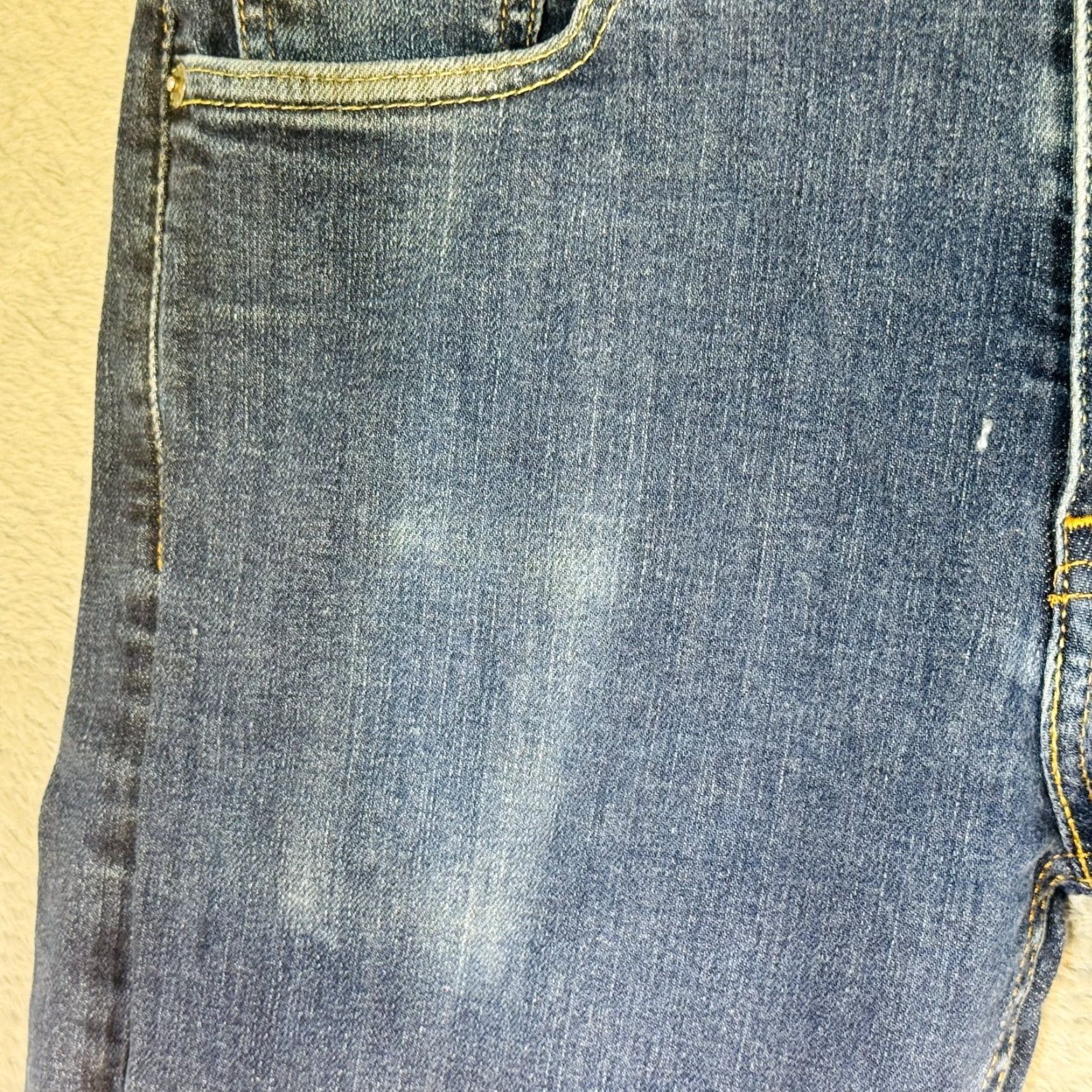 Levi's Levi's 513 Slim Straight Jeans Mens 29x32 Blue Medium Wash Denim Stretch Pocket Zipper Logo 5-Pocket - Regular Inseam 32" Casual Straight Fit Jeans Size US 29 - 4 Thumbnail