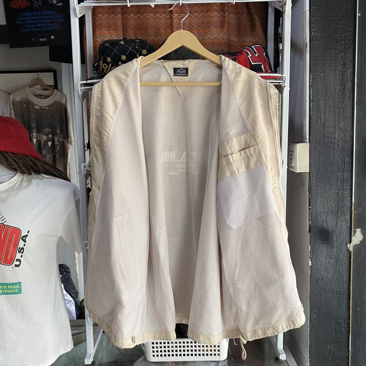 Vintage Vintage Bootleg Prada Milano Zip Light Jacket Size US L / EU 52-54 / 3 - 3 Thumbnail