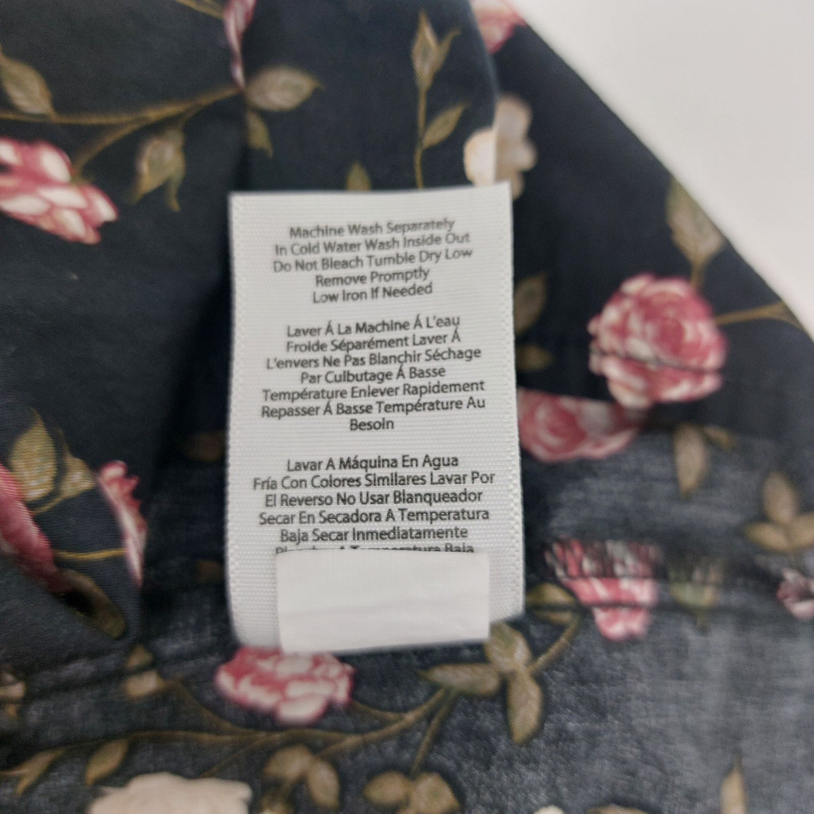 Other Celebrity Pink Floral Puff Sleeve Black Top Smocked Size L Size L / US 10 / IT 46 - 5 Thumbnail