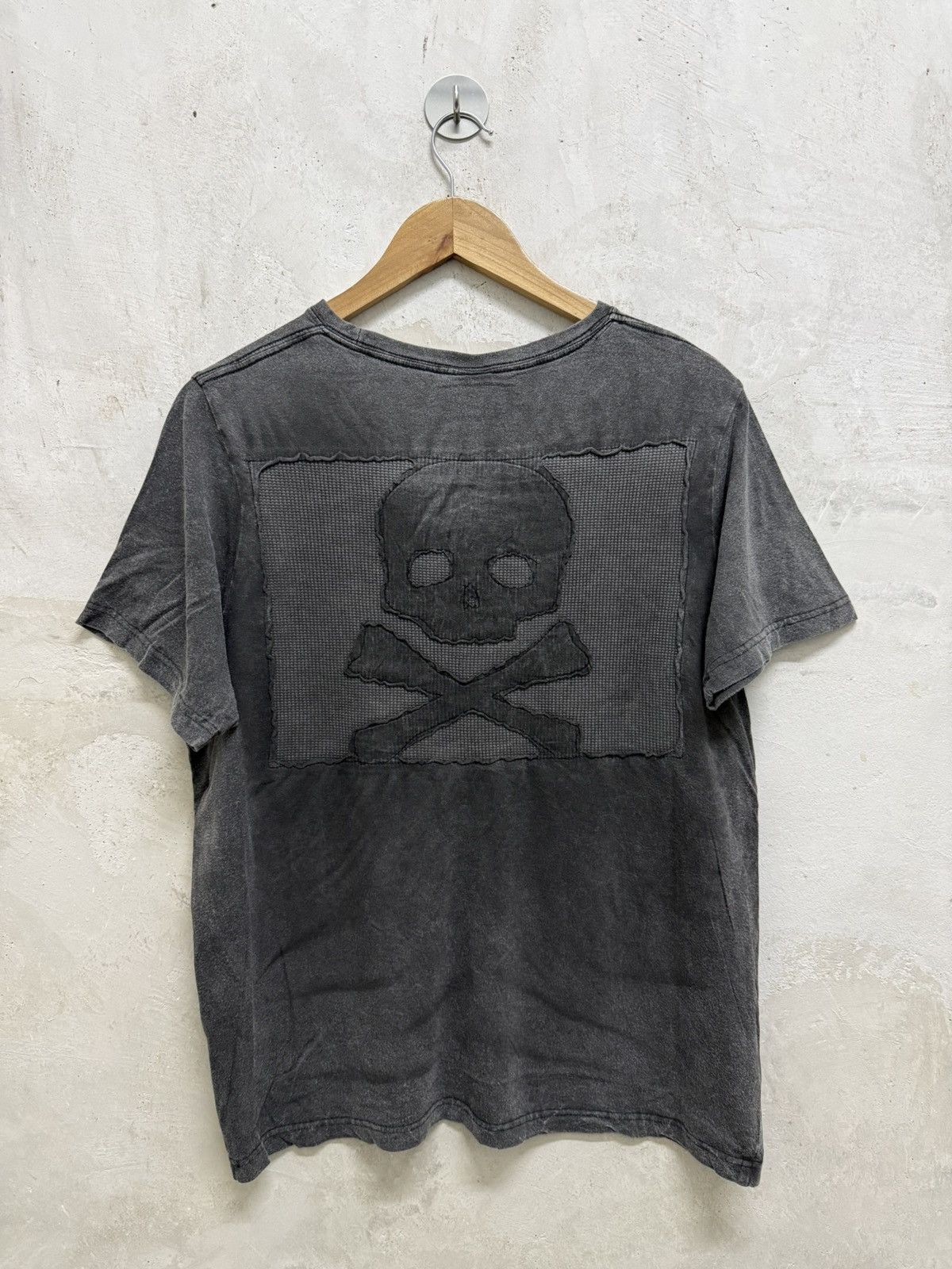 If Six Was Nine 2000s Faded Skull Poems Gothic Thrash Tshirt Size US S / EU 44-46 / 1 - 1 Thumbnail