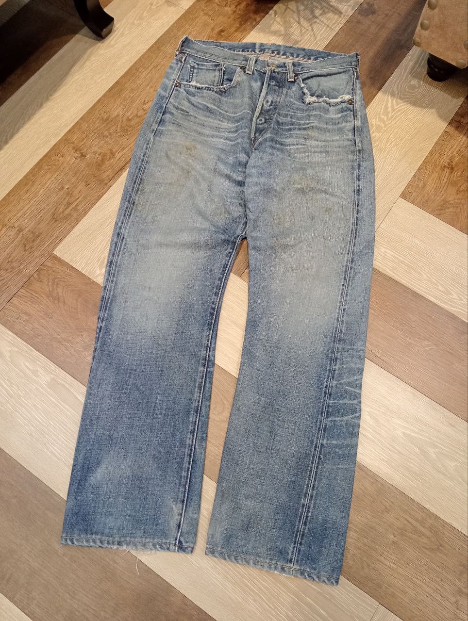 Levi's Vintage Clothing LEVI'S VINTAGE 501 CAPITAL E SELVEDGE BLUE DENIM JEANS Size US 30 / EU 46 - 2 Thumbnail