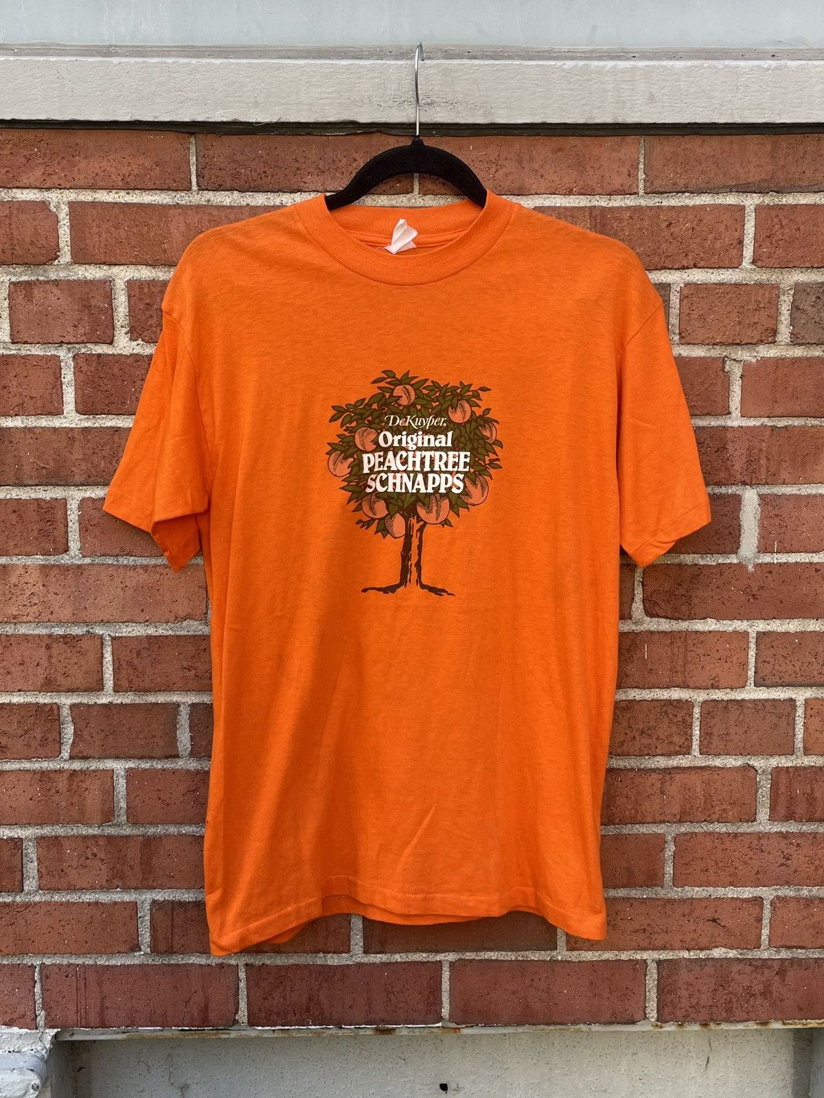 Vintage Vintage 70s/80s Dekuyper Original Peach tree Schnapps TShirt Size US M / EU 48-50 / 2 - 1 Thumbnail