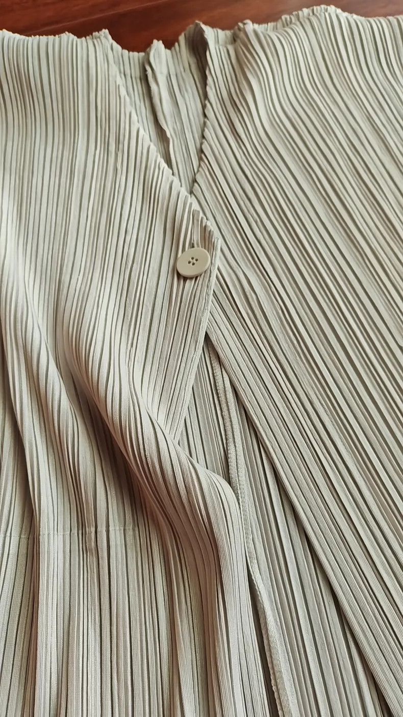 Issey Miyake Issey Miyake A beige cardigan Size L / US 10 / IT 46 - 4 Thumbnail