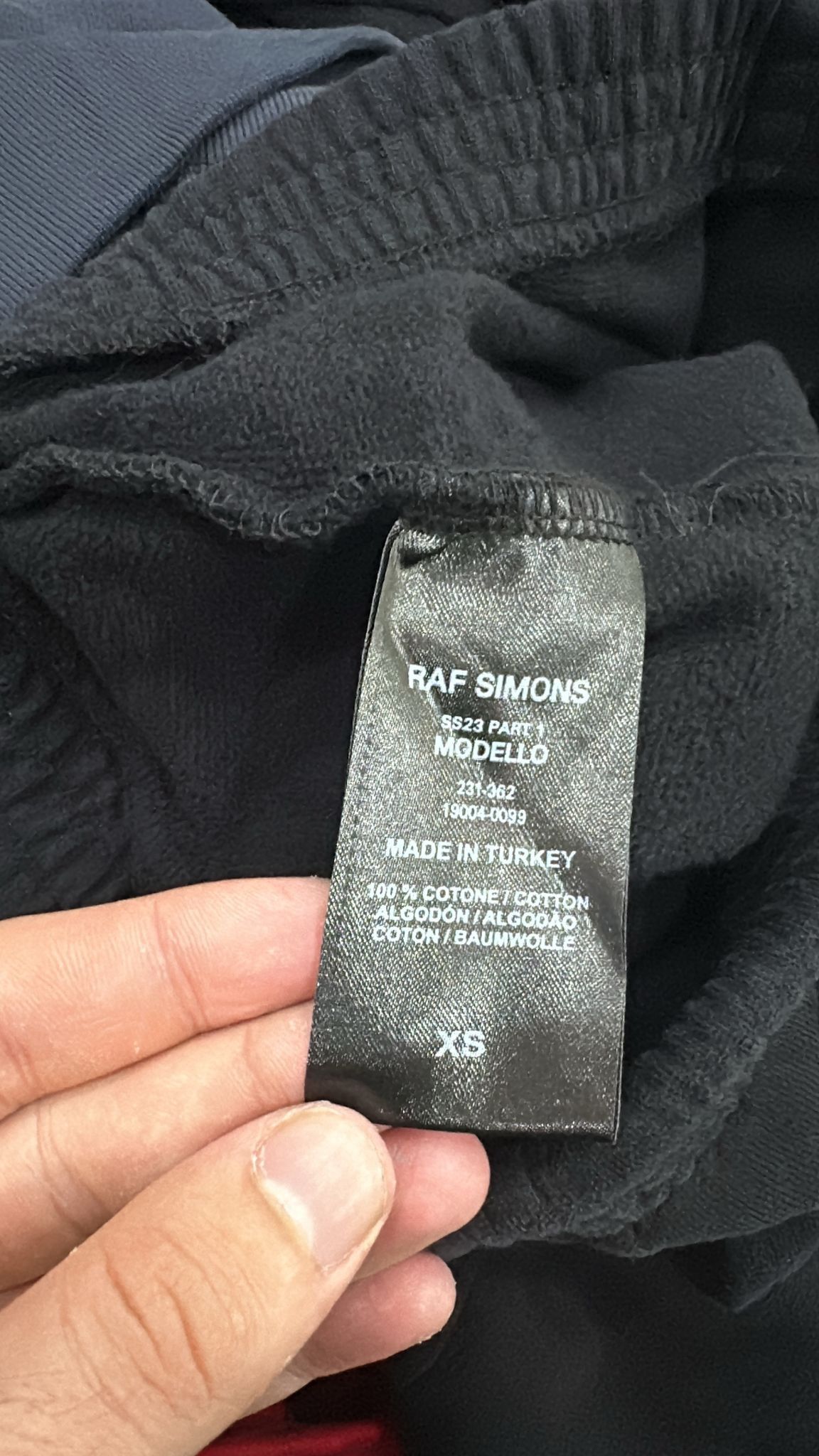 Raf Simons CC000021 Hand Sign Sweatpants & Joggers in Black Size US 30 / EU 46 - 8 Thumbnail