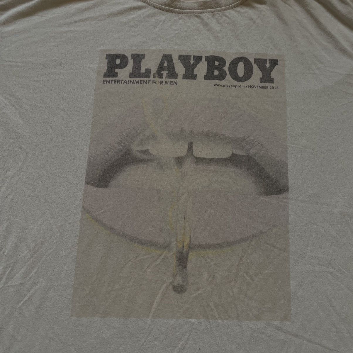 Vintage Vintage Y2K Playboy Graphic Tee Sun Faded Streetwear XXL Size US XXL / EU 58 / 5 - 2 Thumbnail