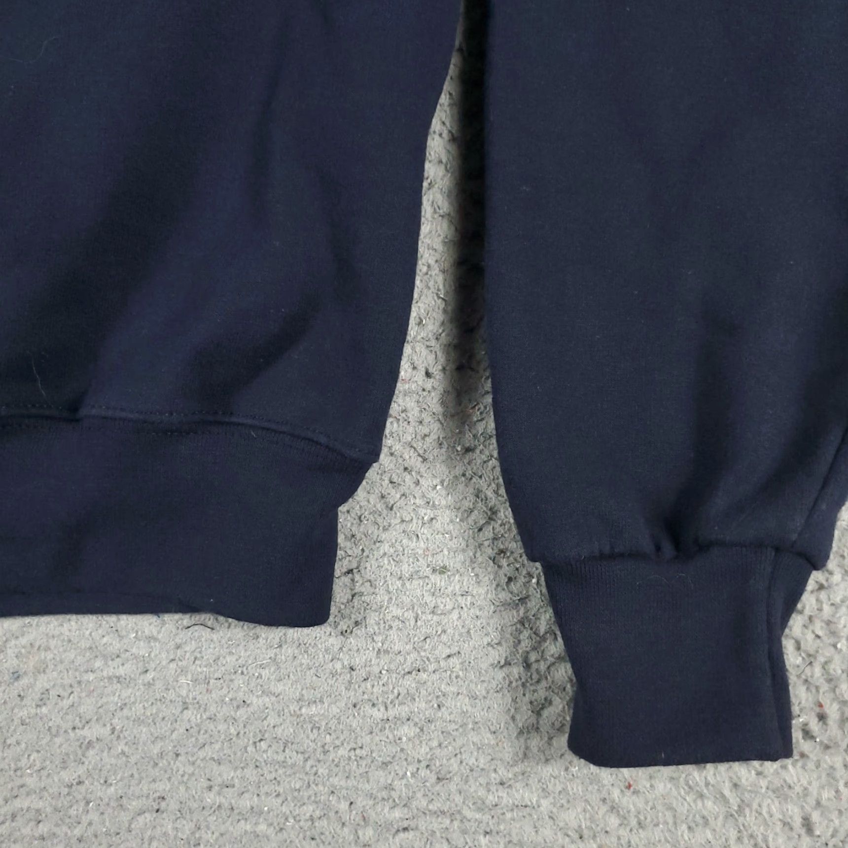 Champion Champion Sweatshirt Mens Size Small Navy Blue Pullover Casual Long Sleeve Size US S / EU 44-46 / 1 - 4 Thumbnail
