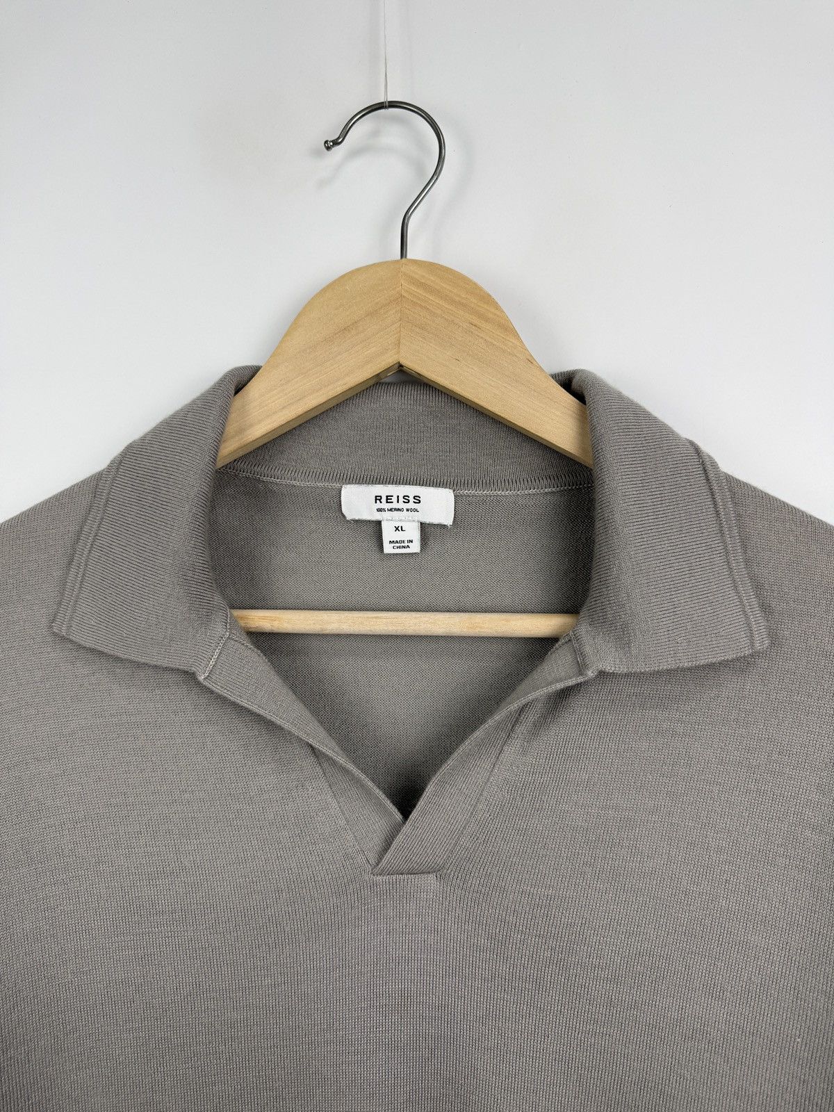 Reiss 🇬🇧 Reiss Luxury 100% Merino Wool Sweater Polo Long Sleeve Size US XL / EU 56 / 4 - 4 Thumbnail