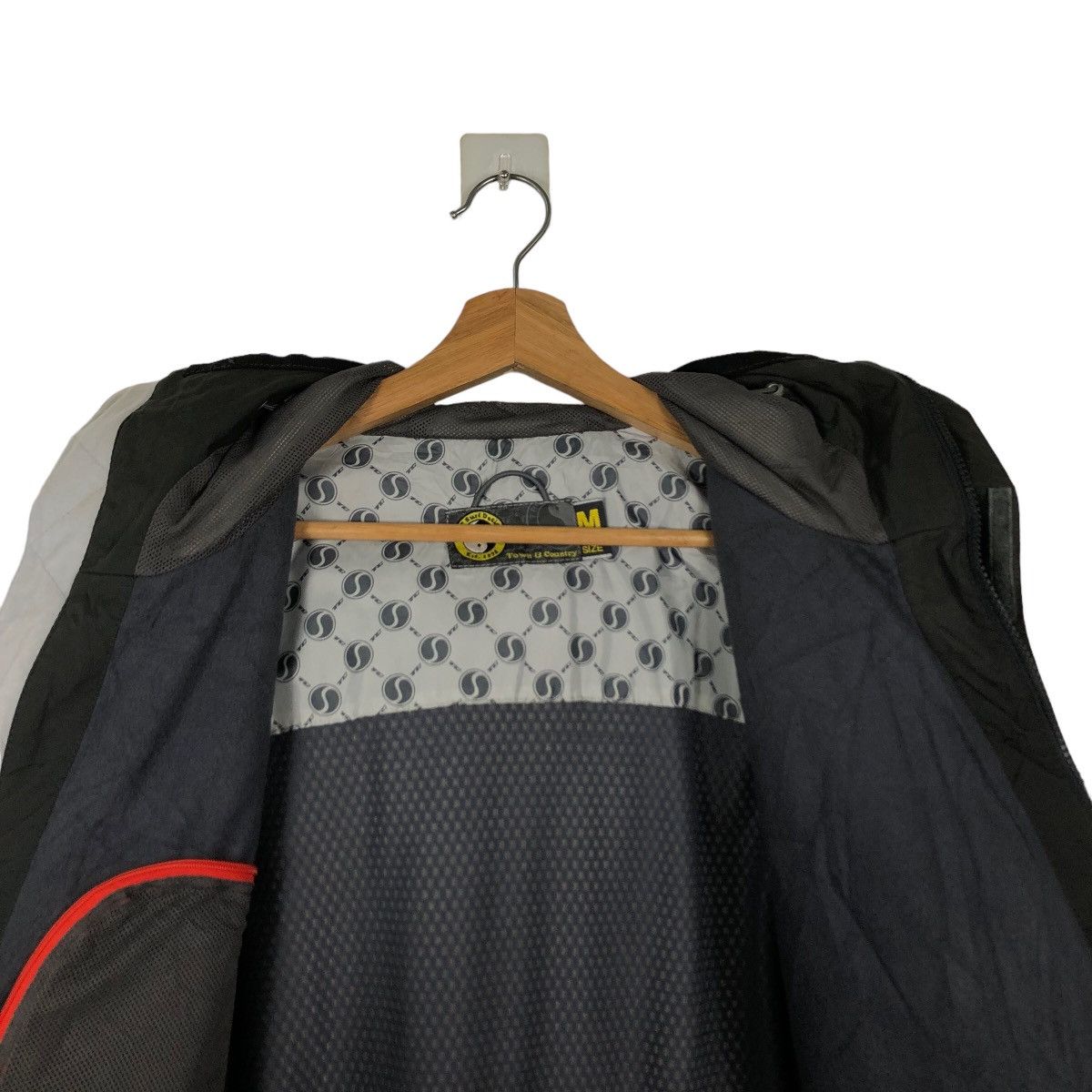 Japanese Brand 🔥90’s VINTAGE SURVIVAL JACKET T&C SURF DESIGN HAWAII Size US M / EU 48-50 / 2 - 12 Thumbnail