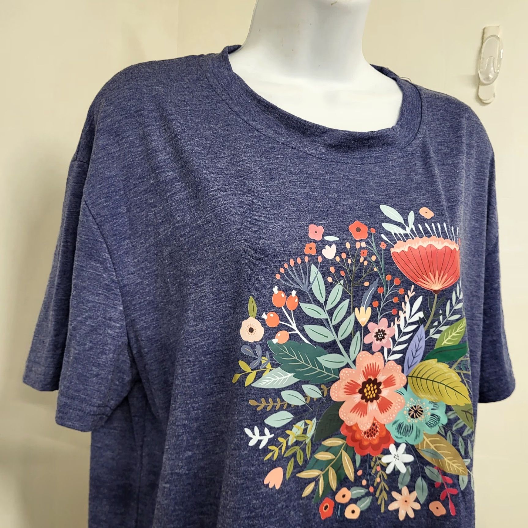 Vintage VINTAGE Unbranded T-Shirt Women's 2XL Floral Boho Wildflower Plant Lover Unisex Short Sleeve Round Neck Mens Womens Size XXL / US 16-18 / IT 52-54 - 3 Thumbnail