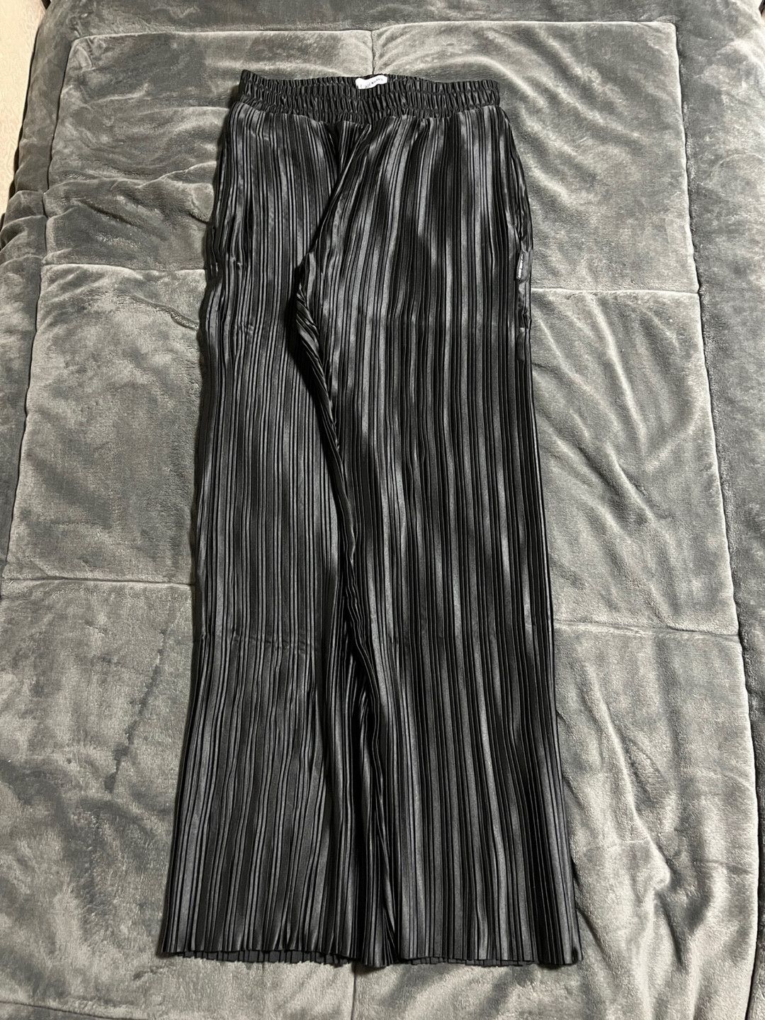Han Kjobenhavn lounge plisse pants Size US 32 / EU 48 - 2 Thumbnail