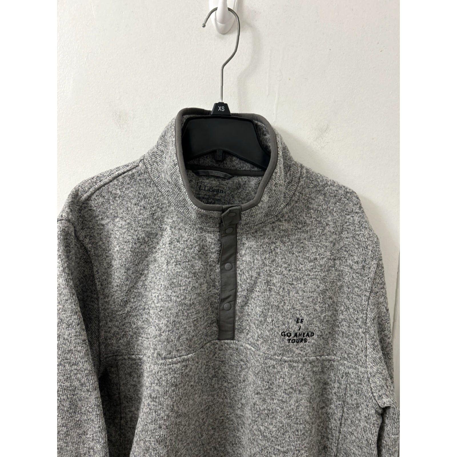 Vintage L.L. Bean Sweater Fleece Pullover Mens L Gray Mock Neck Solid Logo Embroidered 506449"} Size US L / EU 52-54 / 3 - 7 Thumbnail