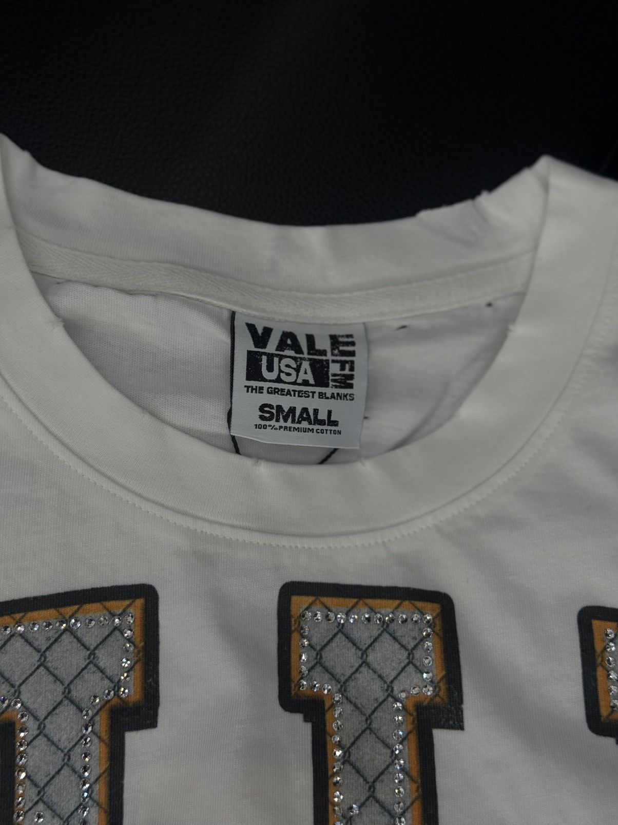 Vale Valley Stone BullDog Tee Shirt Shiny Size S (NEW) Size US S / EU 44-46 / 1 - 6 Thumbnail