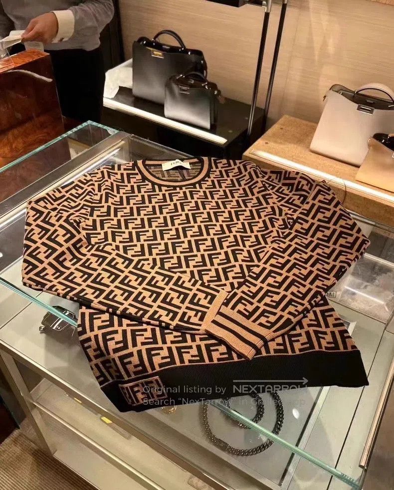 Fendi Fendi Old flower letter sweater Size S / US 4 / IT 40 - 1 Thumbnail