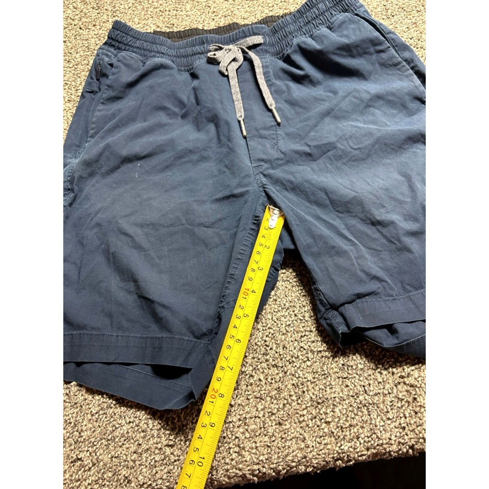 Lululemon VINTAGE? No. Size US 29 - 6 Thumbnail