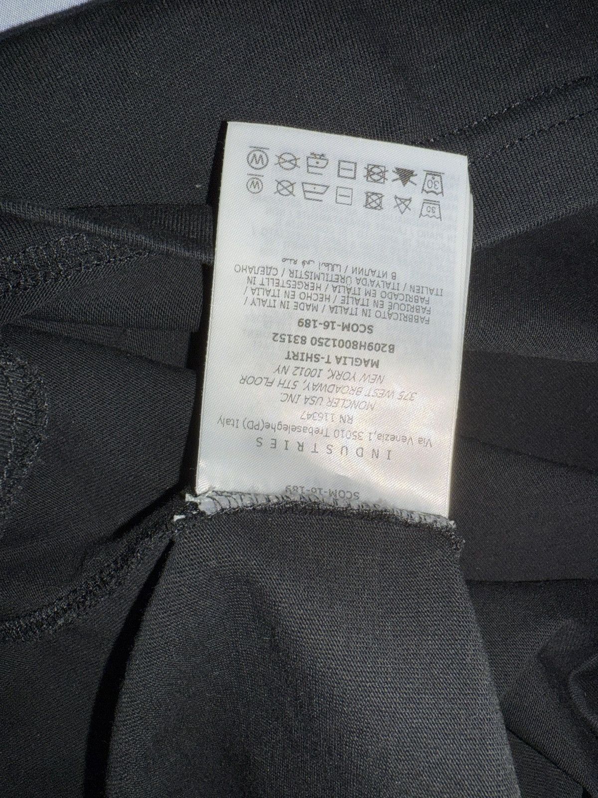 Moncler Men’s Moncler x Off-White Widow Tee Shirt Size US M / EU 48-50 / 2 - 6 Thumbnail