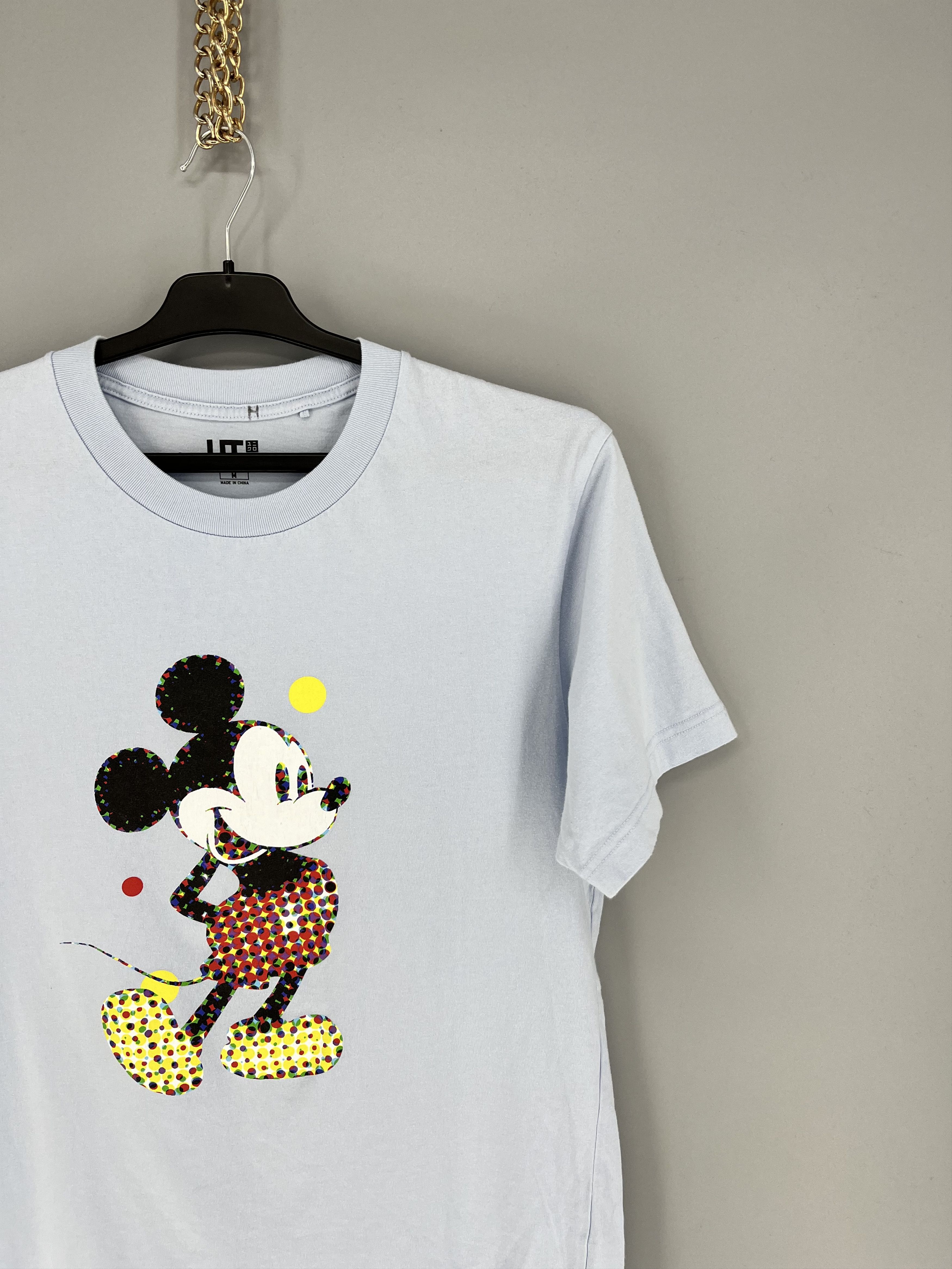 Uniqlo × Vintage Vintage Y2K Mickey Stands UT (Short Sleeve Graphic T-Shirt) Size US M / EU 48-50 / 2 - 5 Thumbnail