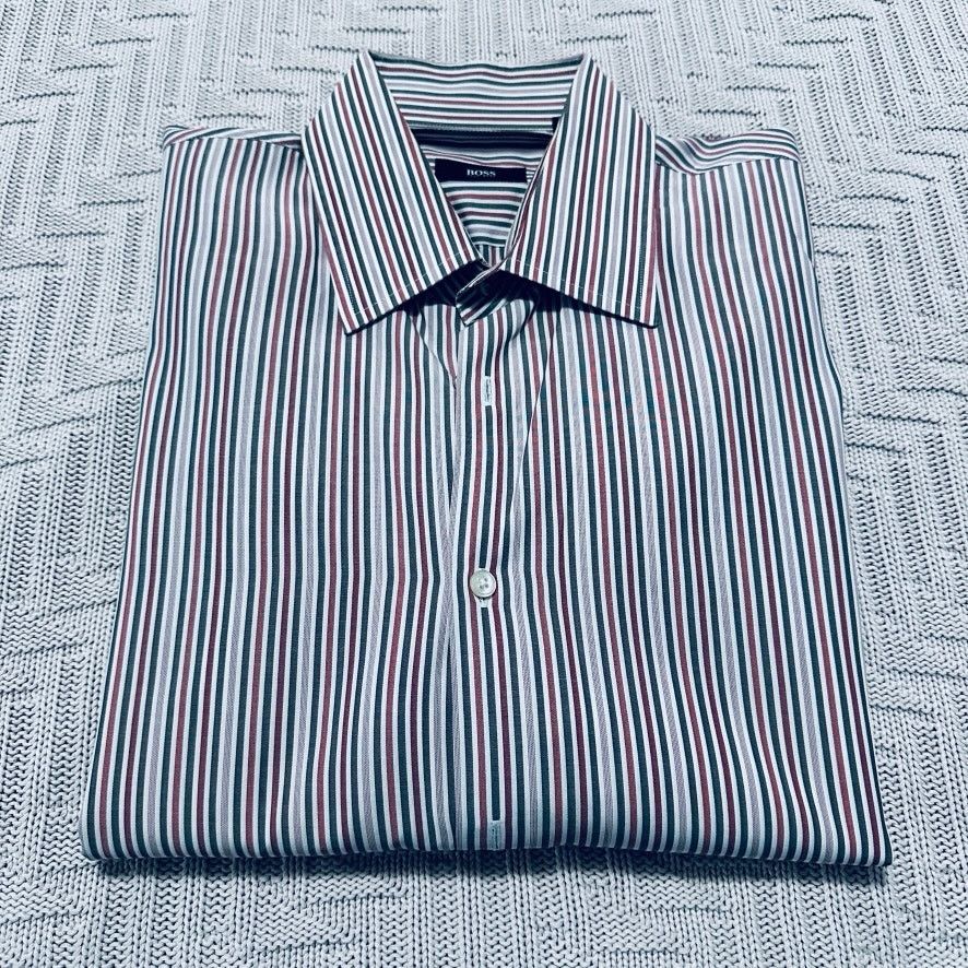 Hugo Boss Hugo Boss red and gray striped button down Size US L / EU 52-54 / 3 - 1 Thumbnail