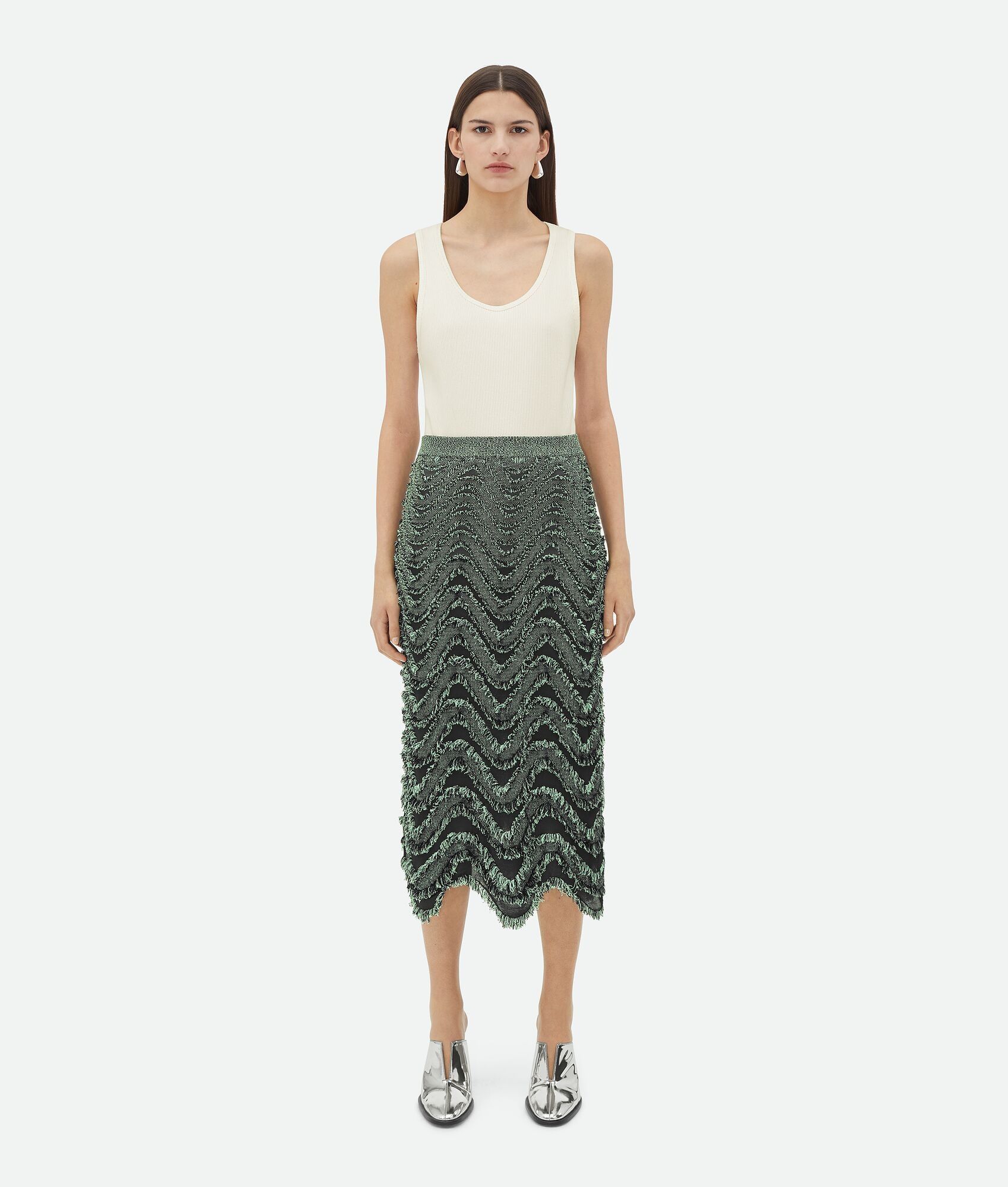 Bottega Veneta o1bcso1str0725 Textured Viscose Skirt With Weaved Fringes Size 28" / US 6 / IT 42 - 1 Thumbnail
