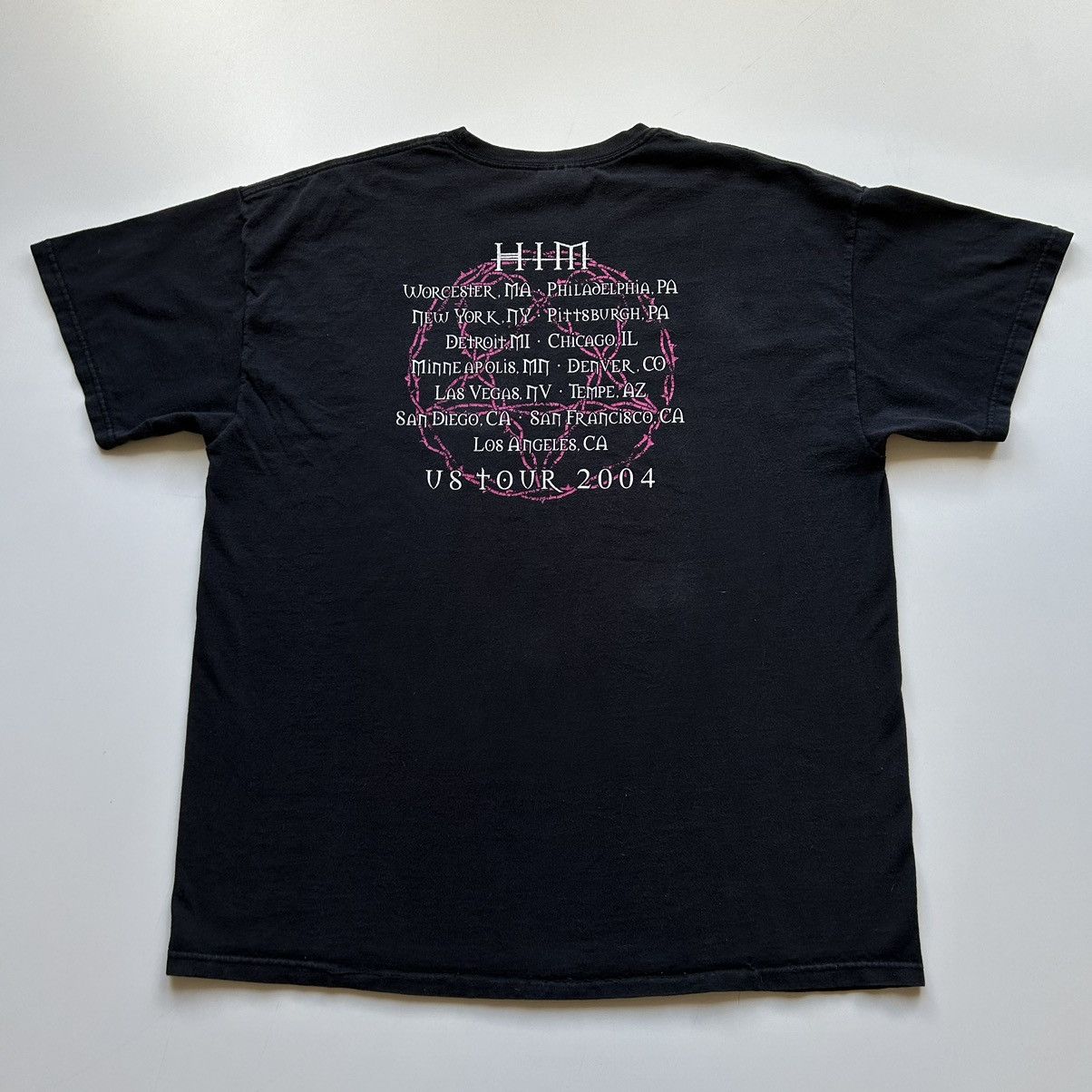 Band Tees × Vintage Vintage 2004 H.I.M Heartagram Barbed Wire Graphic T Shirt XL Size US XL / EU 56 / 4 - 3 Thumbnail