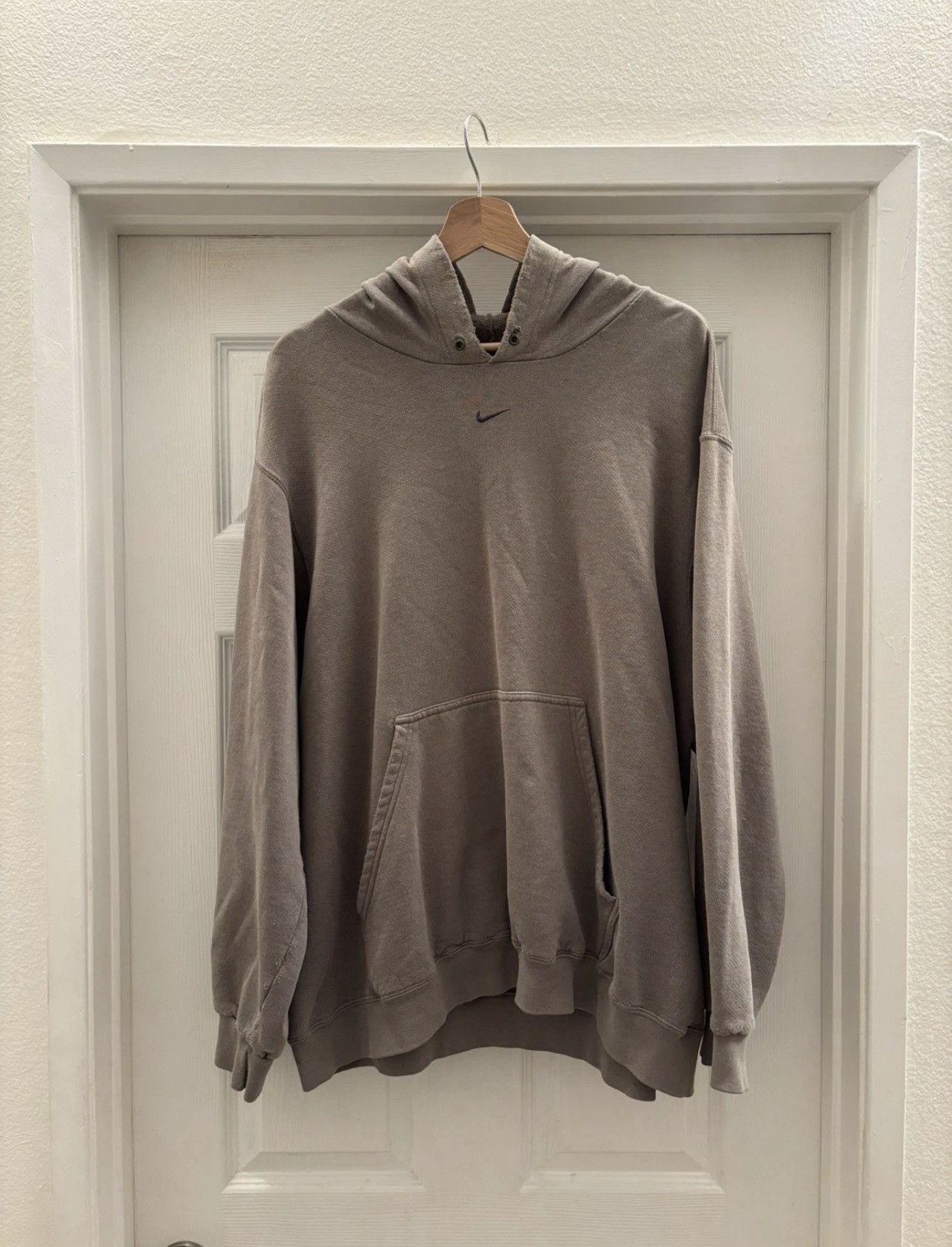 Nike Vintage Nike Center Swoosh Brown Travis Scott Size US XL / EU 56 / 4 - 1 Thumbnail