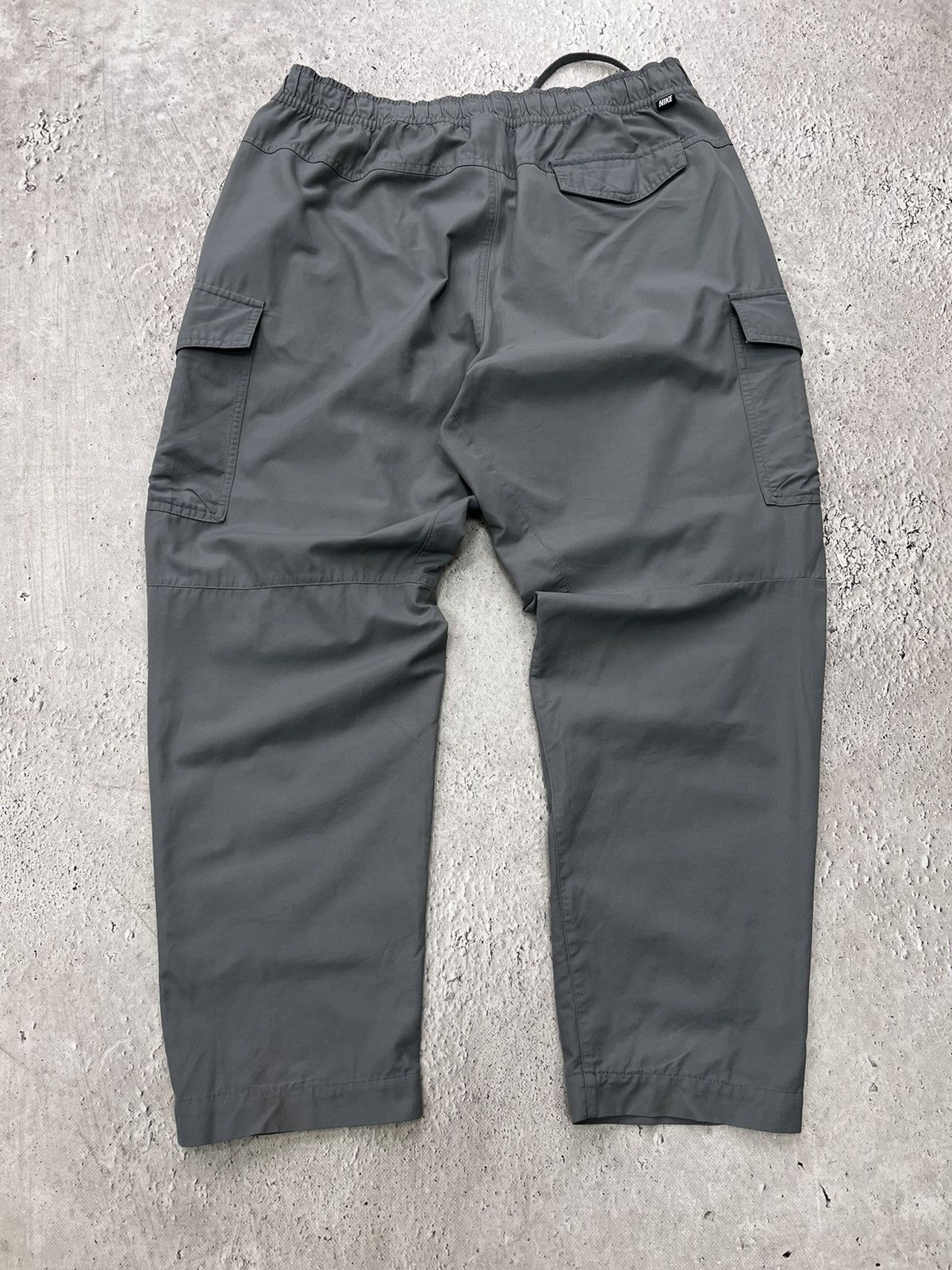 Nike × Vintage VINTAGE Y2K DRILL CARGO NIKE NYLON PANTS PARACHUTE Size US 36 / EU 52 - 10 Thumbnail