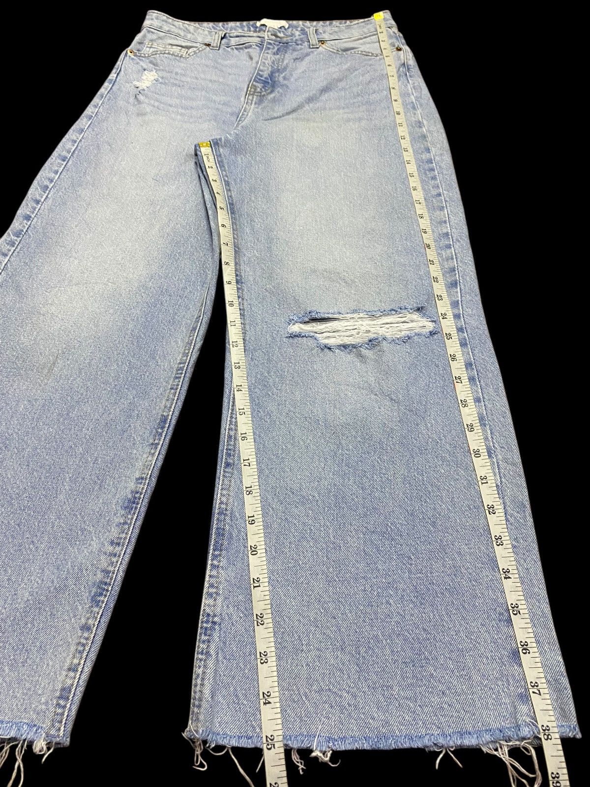 H&M Vintage Japanese Brand Faded Wash Distressed Baggy Jeans Size US 30 / EU 46 - 10 Thumbnail