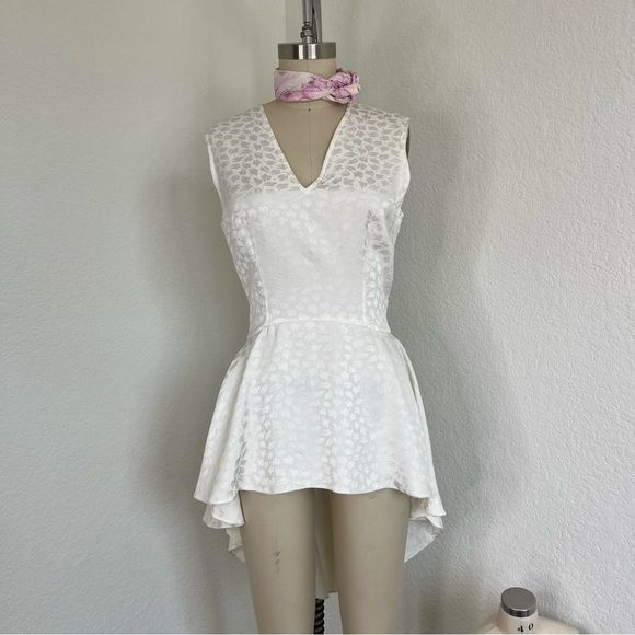 Alexander McQueen Alexander McQUEEN Peplum Top V Neck High Low Size M / US 6-8 / IT 42-44 - 2 Thumbnail