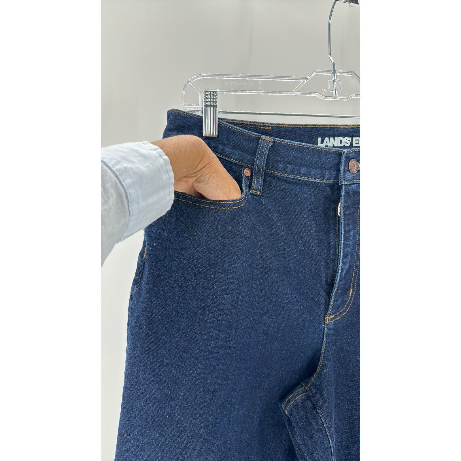Lands' End Lands' End Jeans size 14 Wide Leg Dark Wash Ankle High Rise Size 36" / US 14 / IT 50 - 4 Thumbnail