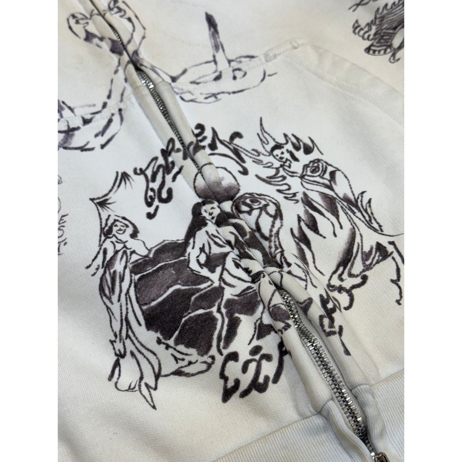 Balenciaga S/S2024 Balenciaga tattoo hoodie Size US M / EU 48-50 / 2 - 7 Thumbnail