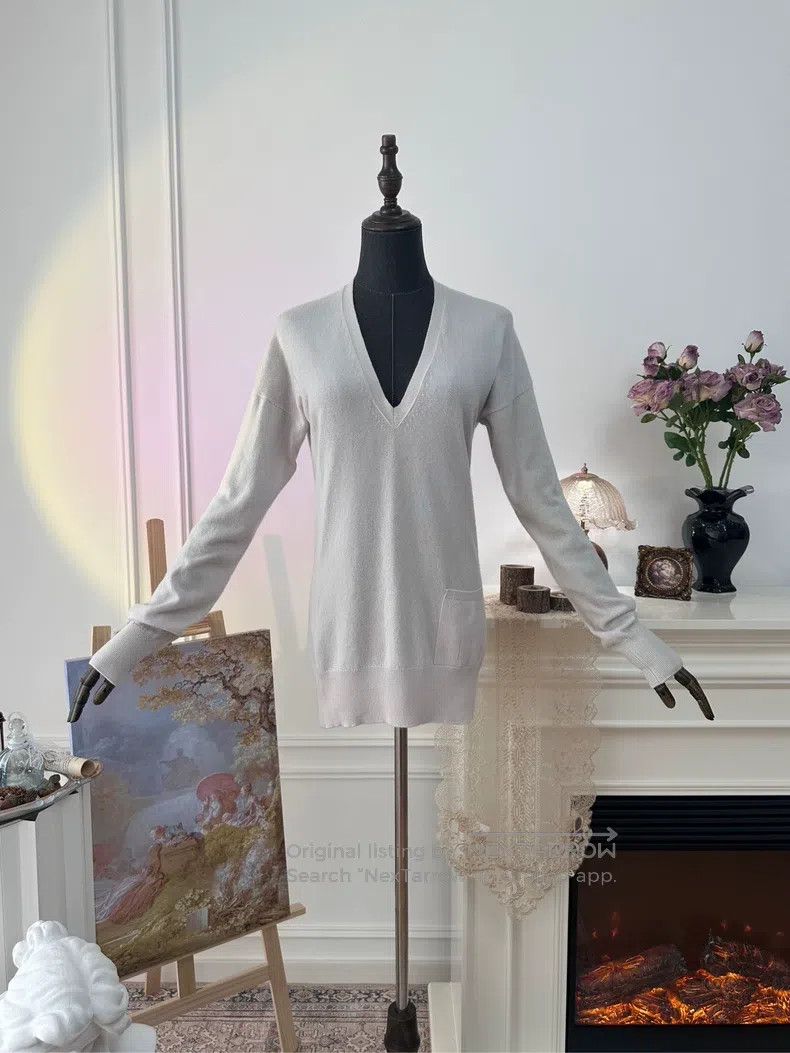 Hermes Hermes Letter H Cashmere Blended Slim Knit Long Sleeve, Ap Size XS / US 0-2 / IT 36-38 - 2 Thumbnail