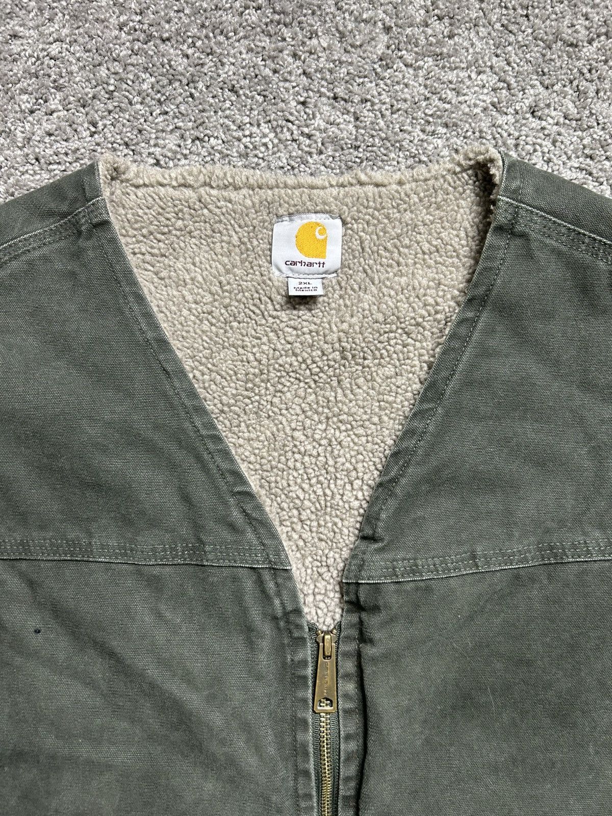 Carhartt Vintage Y2K Carhartt Arctic Sherpa Vest Olive Moss Earth Size US XXL / EU 58 / 5 - 2 Thumbnail