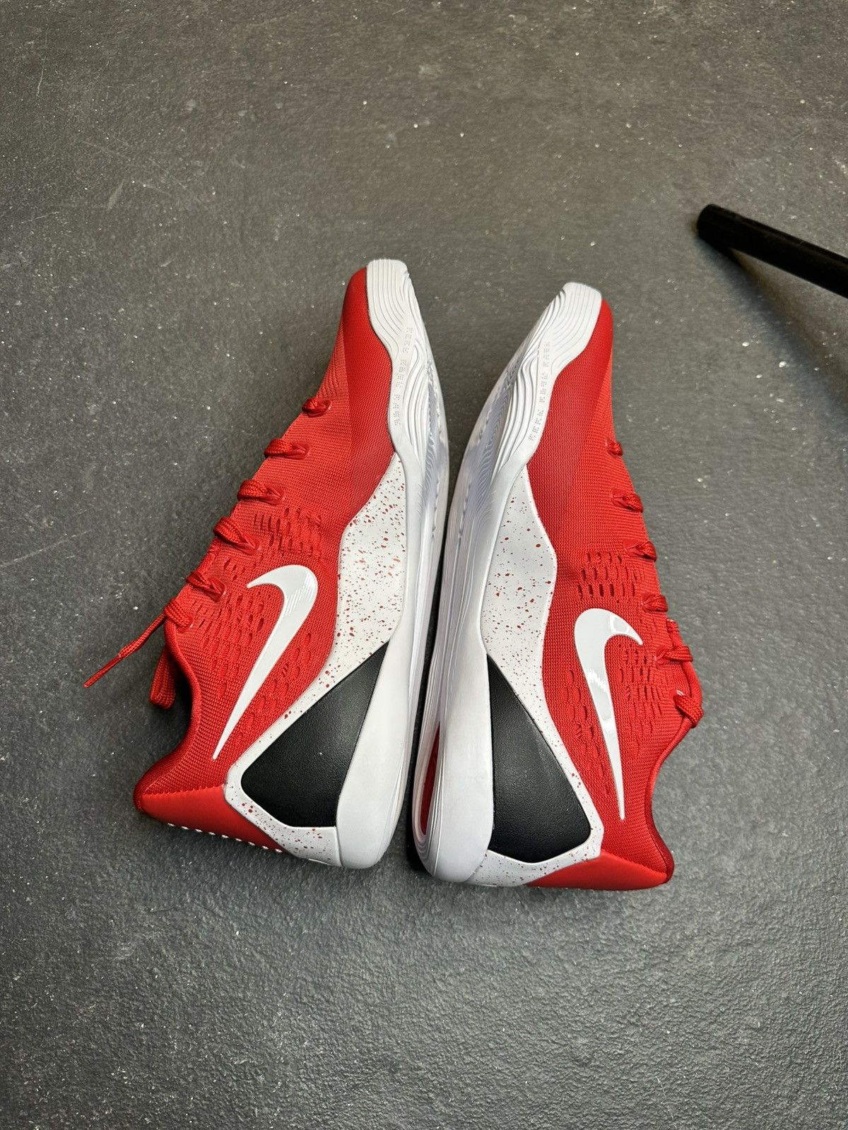 Nike Kobe 9 EM PROTRO TB UNIVERSITY RED Size US 10.5 / EU 43-44 - 4 Thumbnail