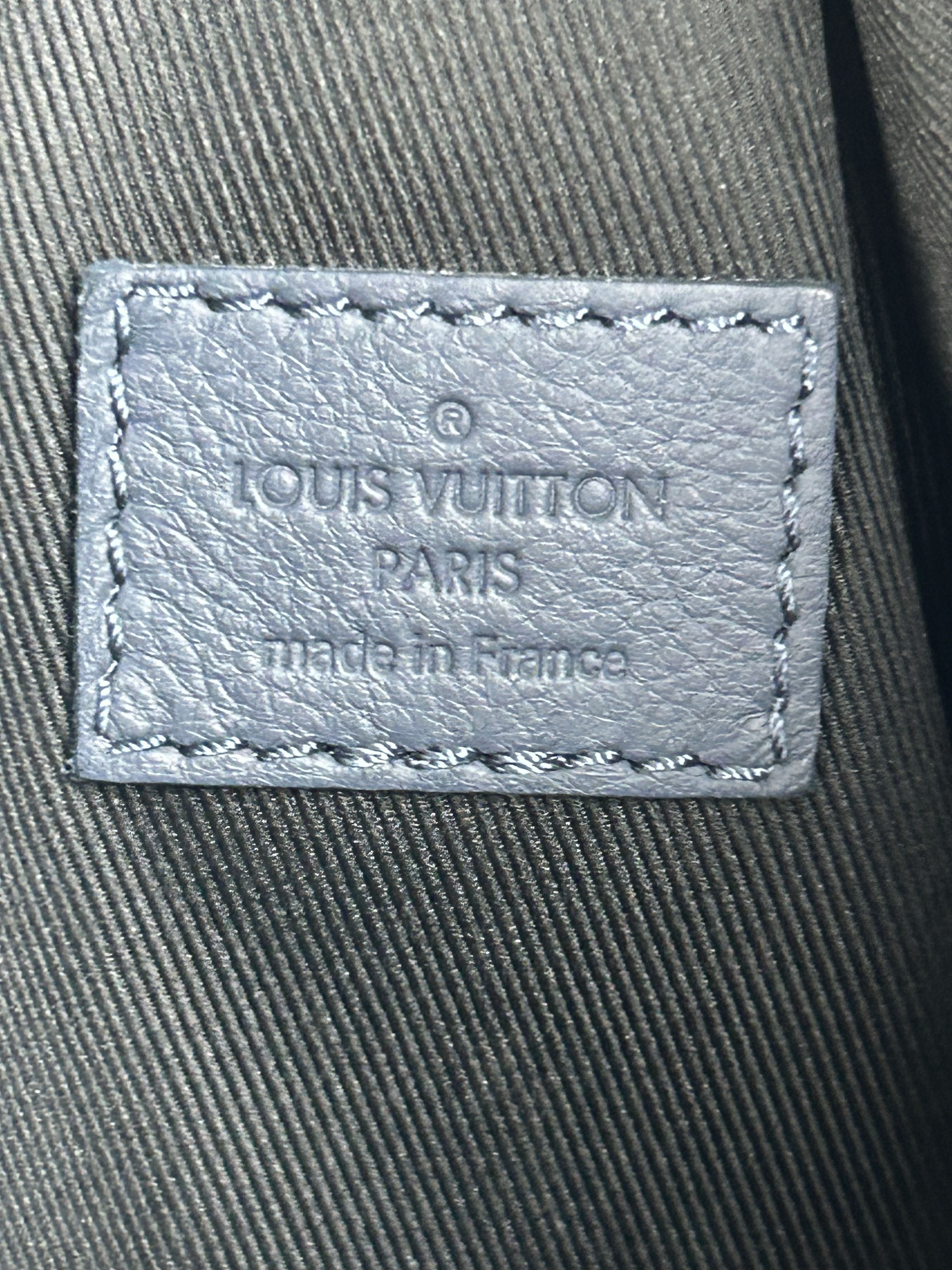 Louis Vuitton Louis Vuitton Blue Shadow Monogram Duo Slingbag Size ONE SIZE - 4 Thumbnail