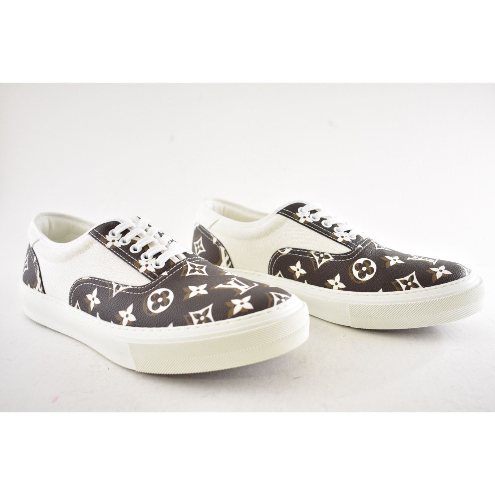 Louis Vuitton Louis Vuitton Trocadero Richelieu White Monogram Logo Low Size US 10 / EU 43 - 3 Thumbnail