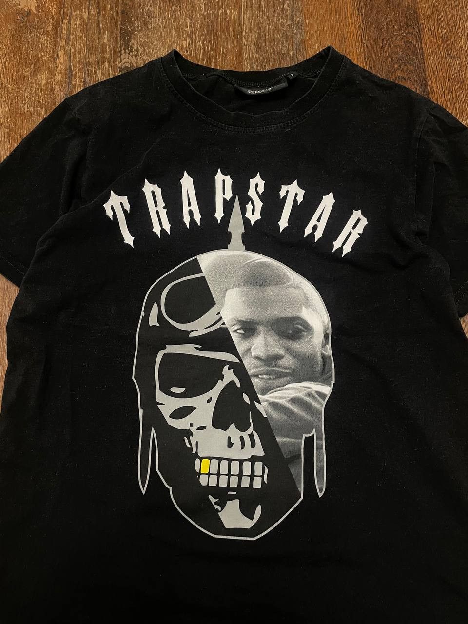 Trapstar London Trapstar London Rare Big Logo Tee Streetwear Size US S / EU 44-46 / 1 - 1 Thumbnail