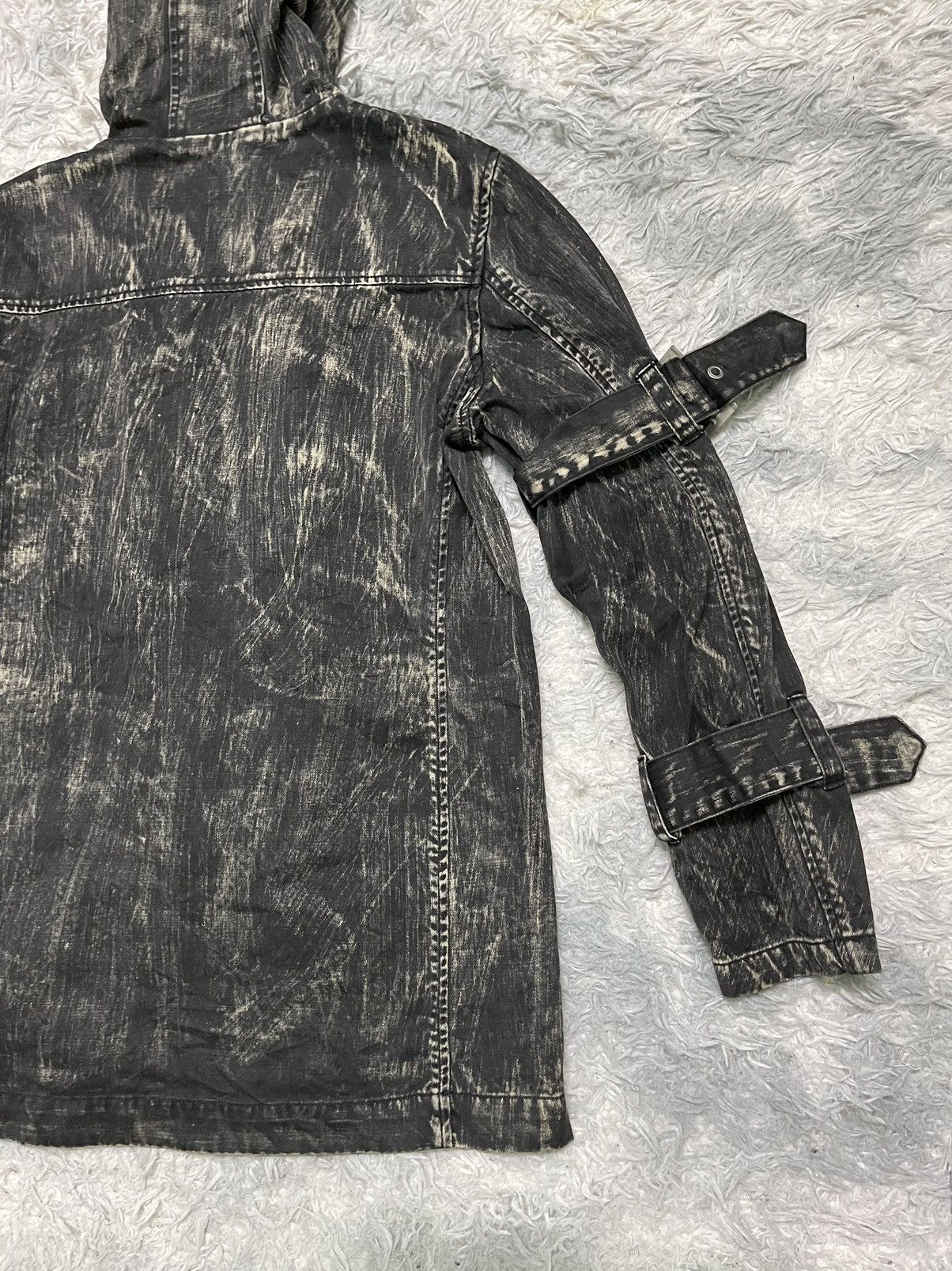 If Six Was Nine 1990s BERNING SHO DENIM JACKET BONDAGE RARE DESIGN Size US M / EU 48-50 / 2 - 17 Thumbnail