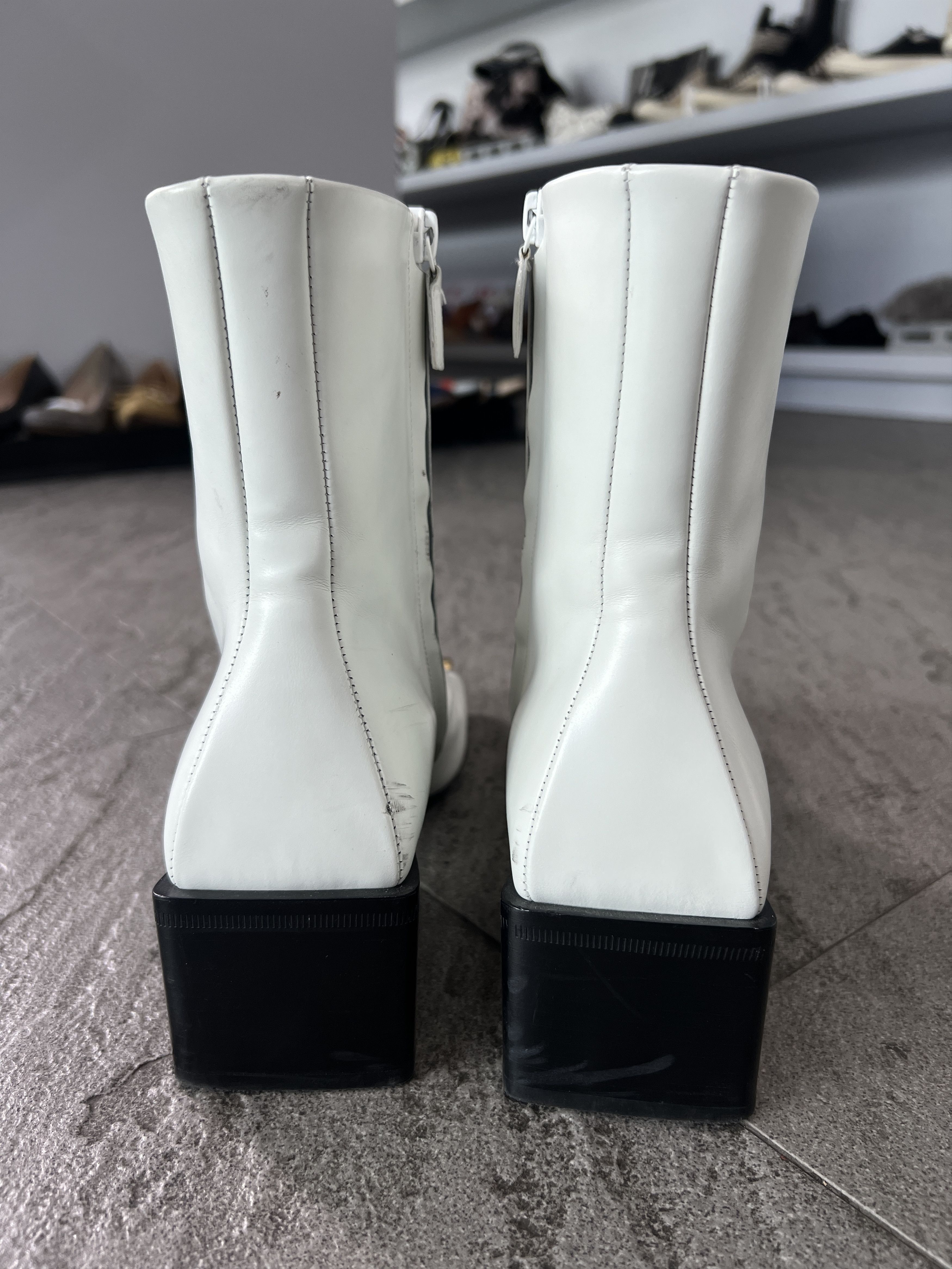 Balenciaga Balenciaga BB Logo Square Toe Ankle Boots White 38 Size US 8 / IT 38 - 4 Thumbnail