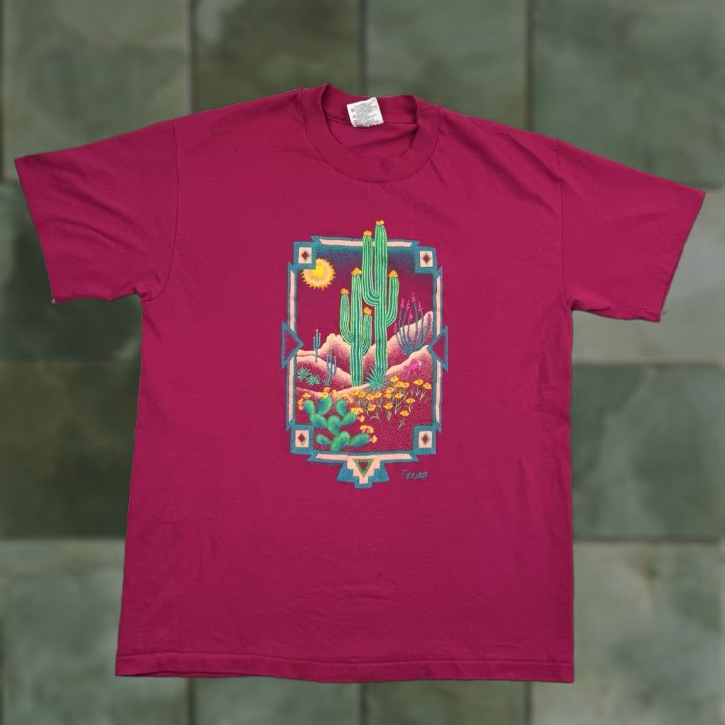 Hanes VINTAGE Hanes T-Shirt Desert Nature Men Large Pink 90s Texas Cactus Sunflowers Graphic Print Crew Neck Size US L / EU 52-54 / 3 - 1 Thumbnail