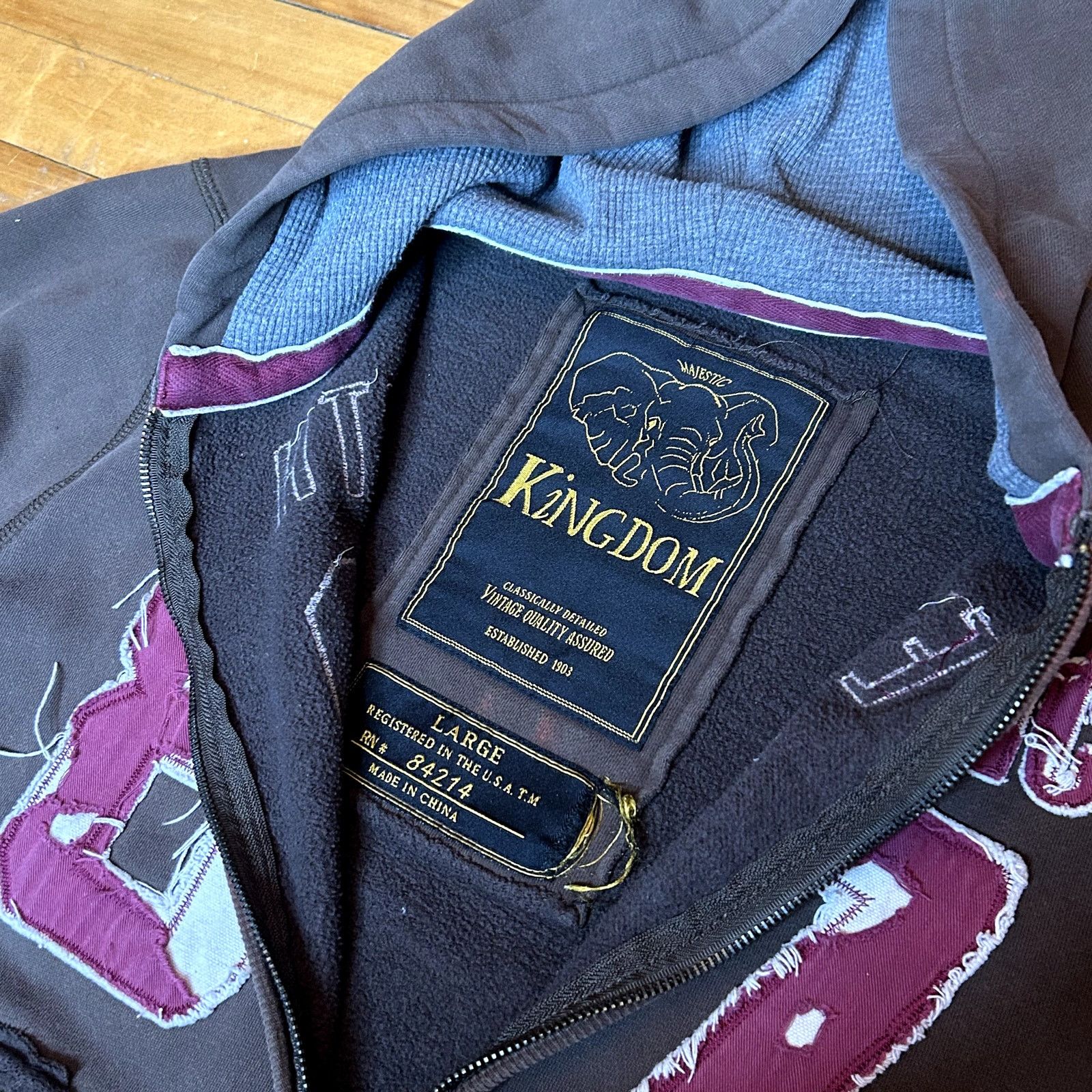 Vintage Modern Kingdom Zip-Up Brown Hoodie Large Size US L / EU 52-54 / 3 - 4 Thumbnail