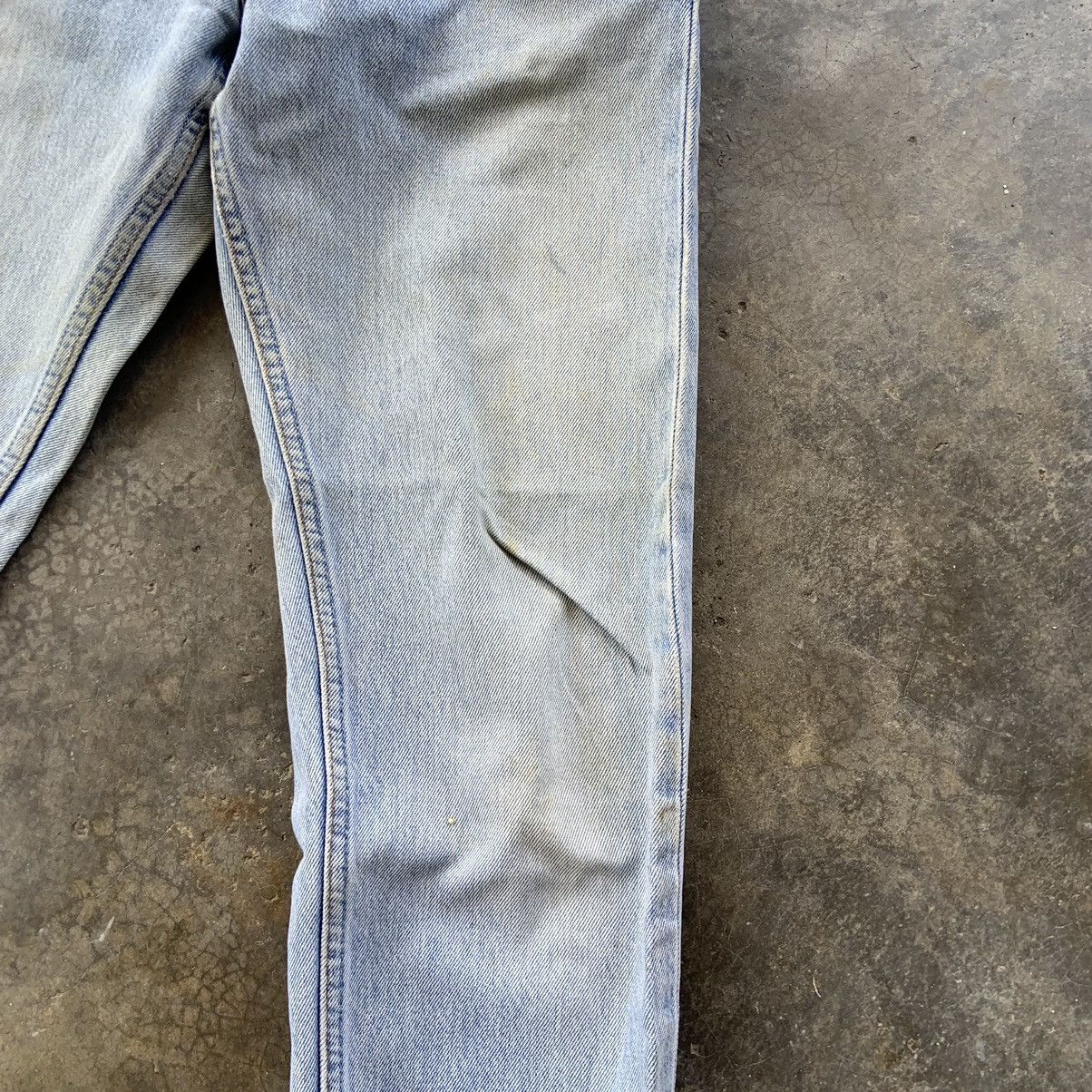 Levi's Vintage Clothing W27” Vintage Levis 501 Denim Blue Pants Distressed Button Size US 27 - 4 Thumbnail