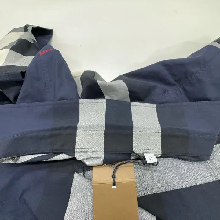 Burberry Burberry Burberry Color-Block Plaid Short Sleeve Shirt-250 Size US XL / EU 56 / 4 - 7 Thumbnail