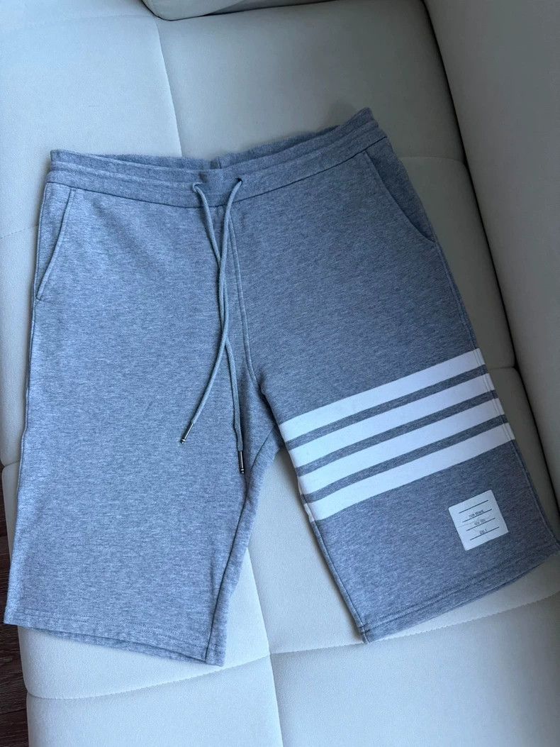 Thom Browne Thom Browne size 2 shorts Size US 40 / EU 56 - 1 Thumbnail