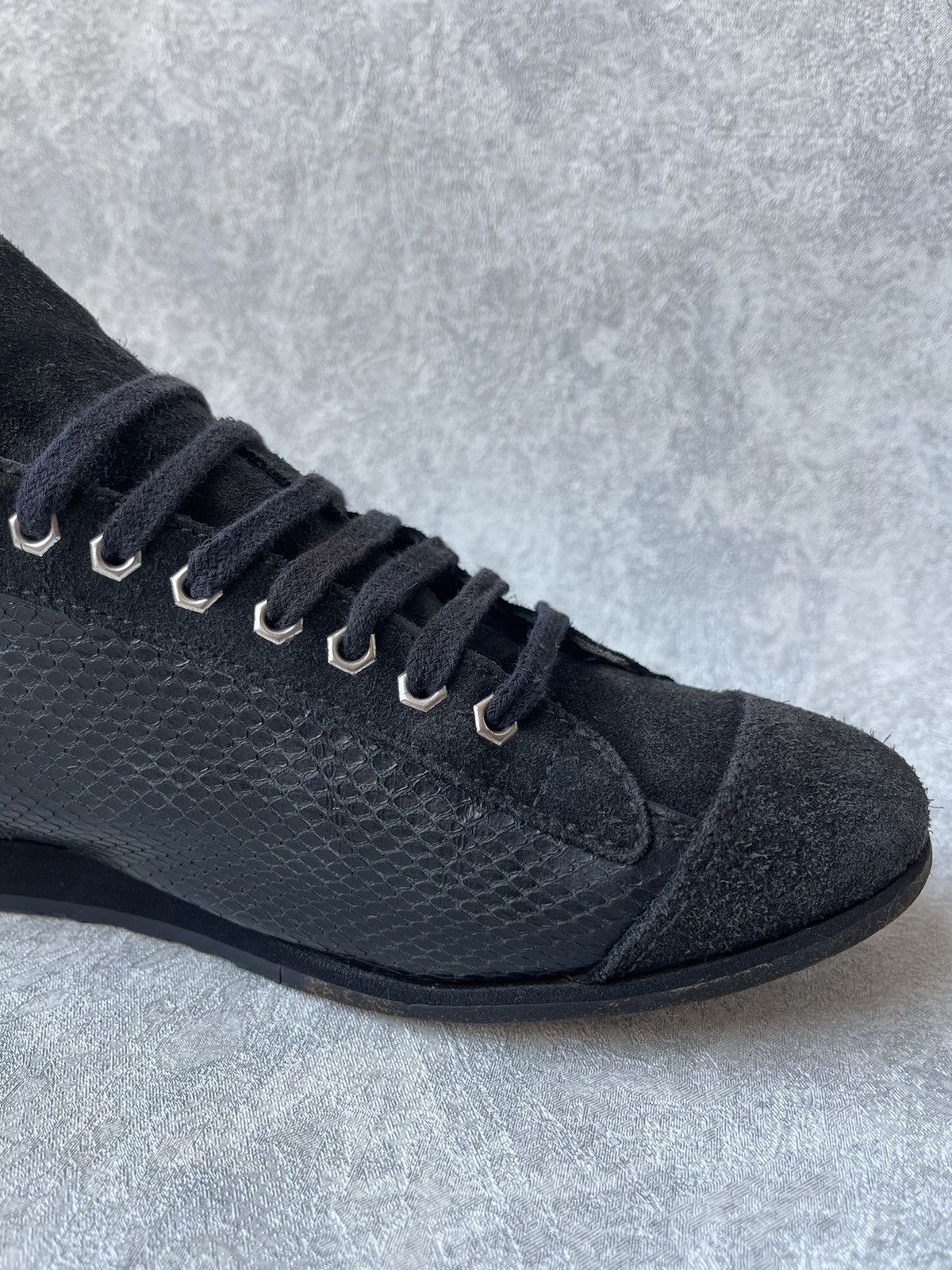 Dolce & Gabbana Vintage Dolce & Gabbana Archival Crystal DG Sneakers 37 Y2K Size US 7 / IT 37 - 15 Thumbnail