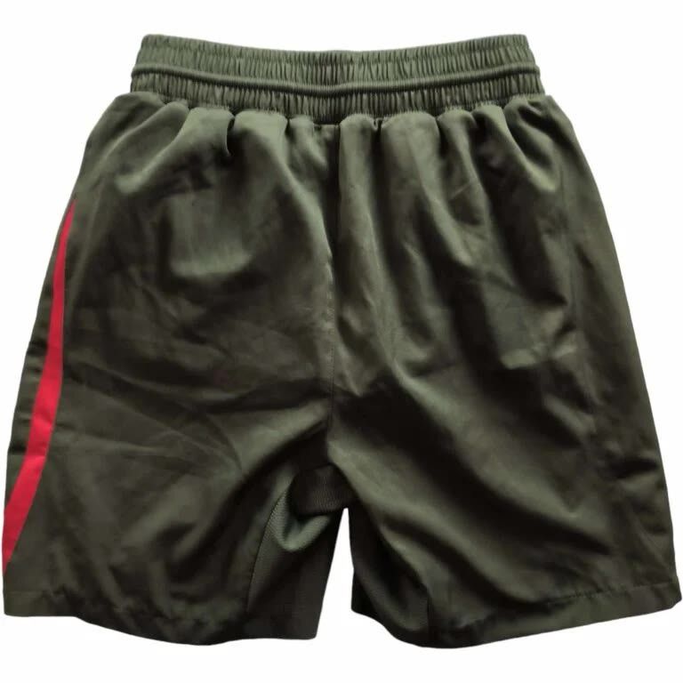 Puma Stuttgart Puma football shorts size XS Size US 26 / EU 42 - 2 Thumbnail