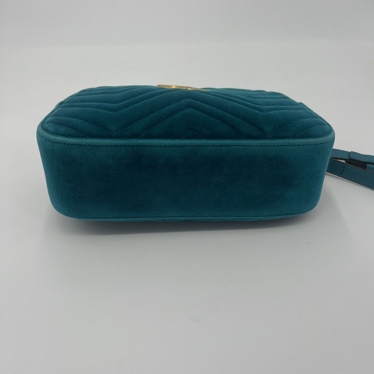Gucci Gucci Marmont Velvet Crossbody Bag Size ONE SIZE - 4 Thumbnail