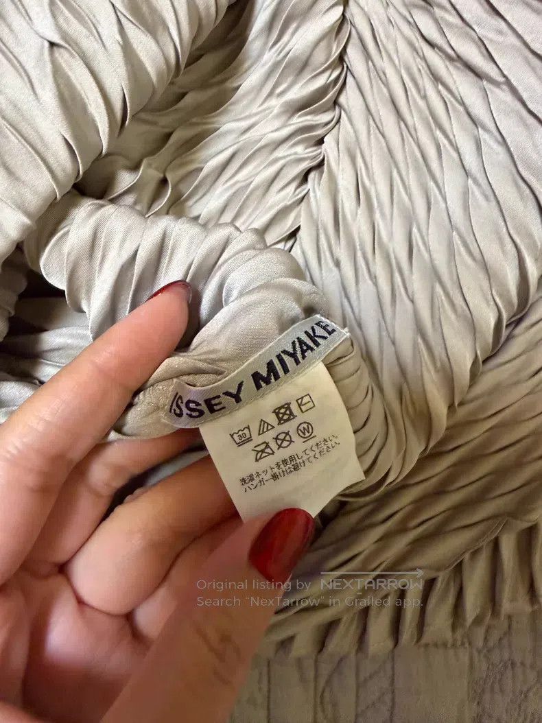 Issey Miyake Issey Miyake Fish Scale Dress Size M / US 6-8 / IT 42-44 - 2 Thumbnail