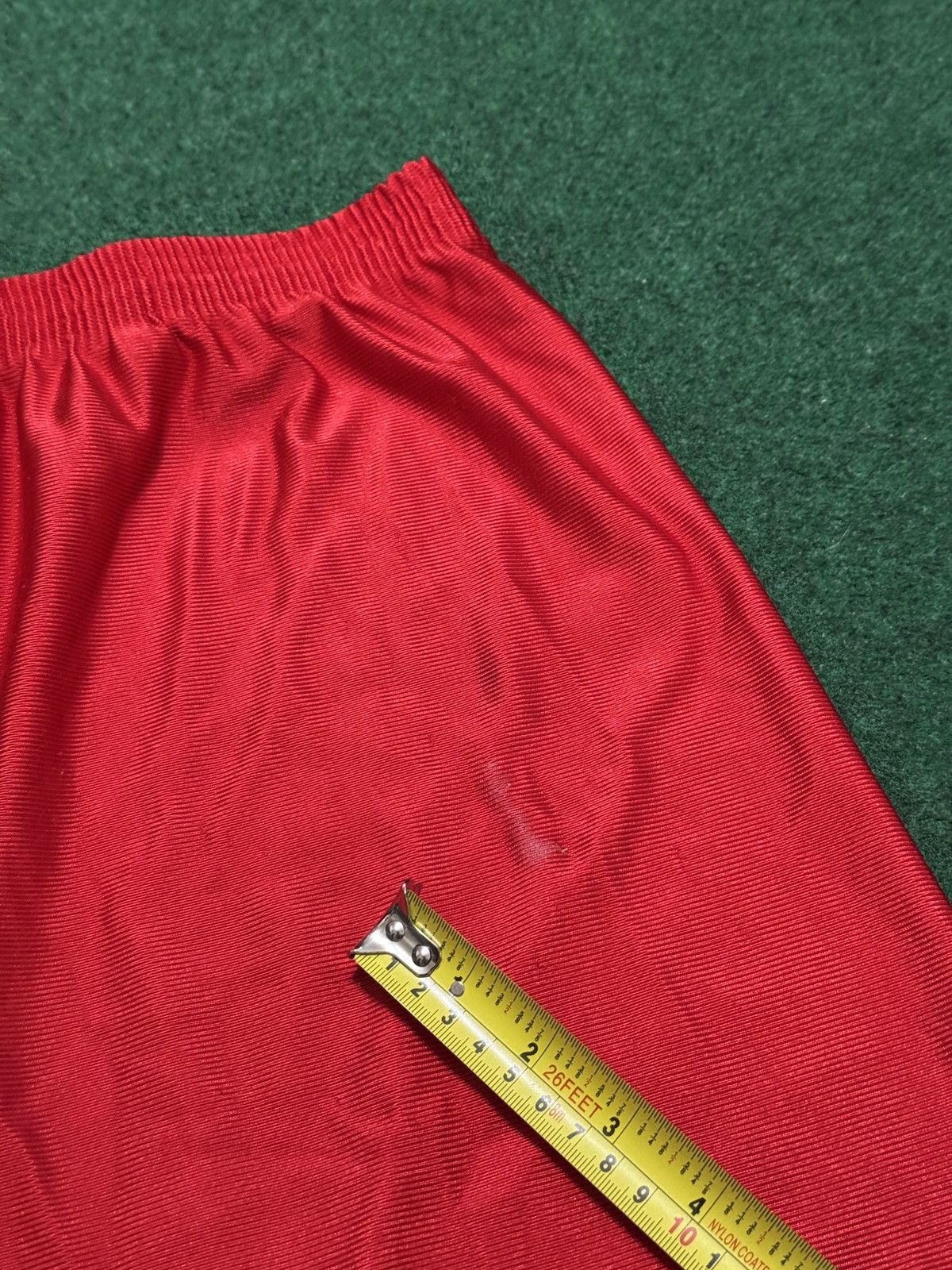 Logo 7 Chicago Bulls 90s Logo 7 Gym Basketball Shorts 33 Red NBA Size US 33 - 9 Thumbnail