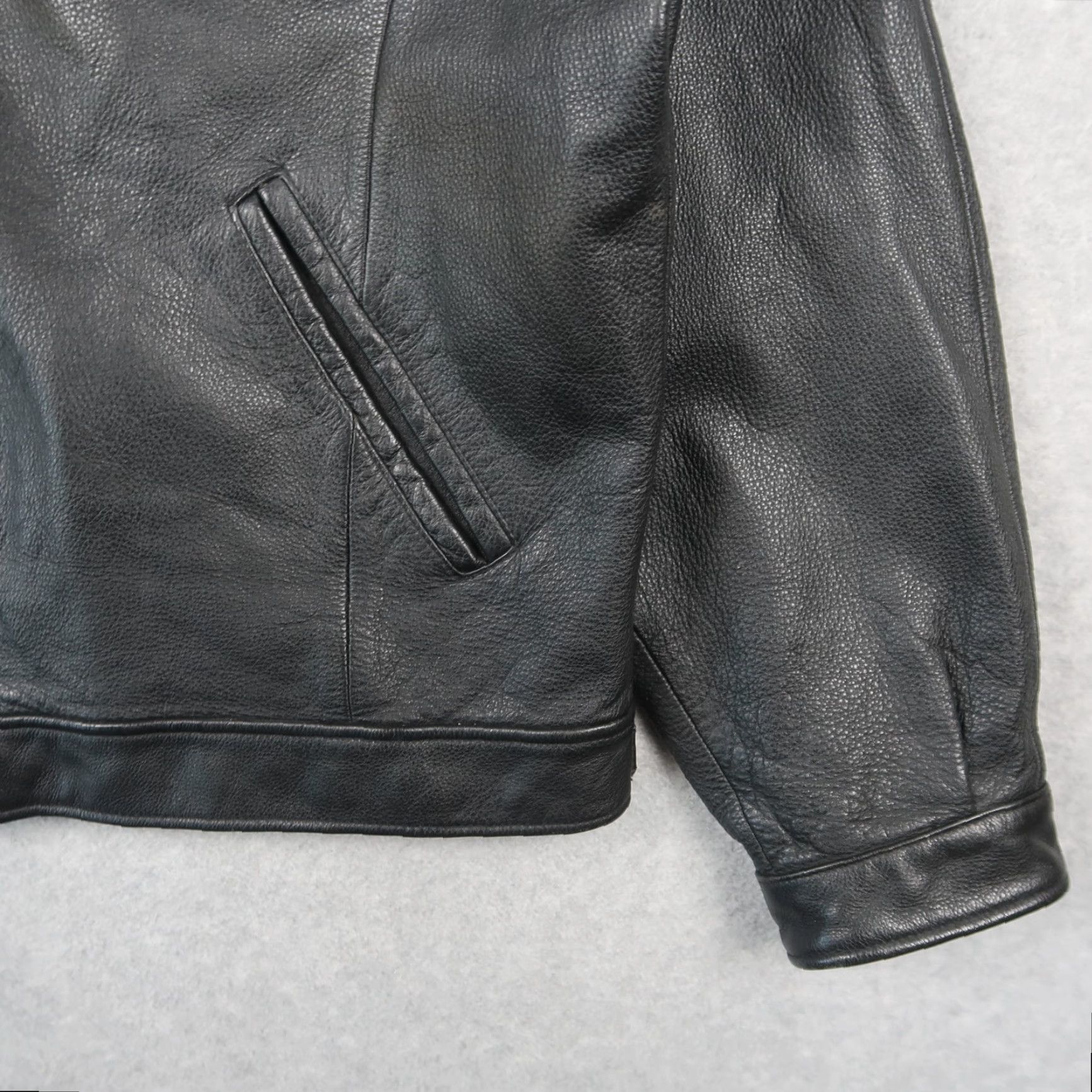 Roundtree & Yorke Roundtree & Yorke Black Leather Full Zip Bomber Jacket Men's L Large Heavyweight Size US L / EU 52-54 / 3 - 4 Thumbnail