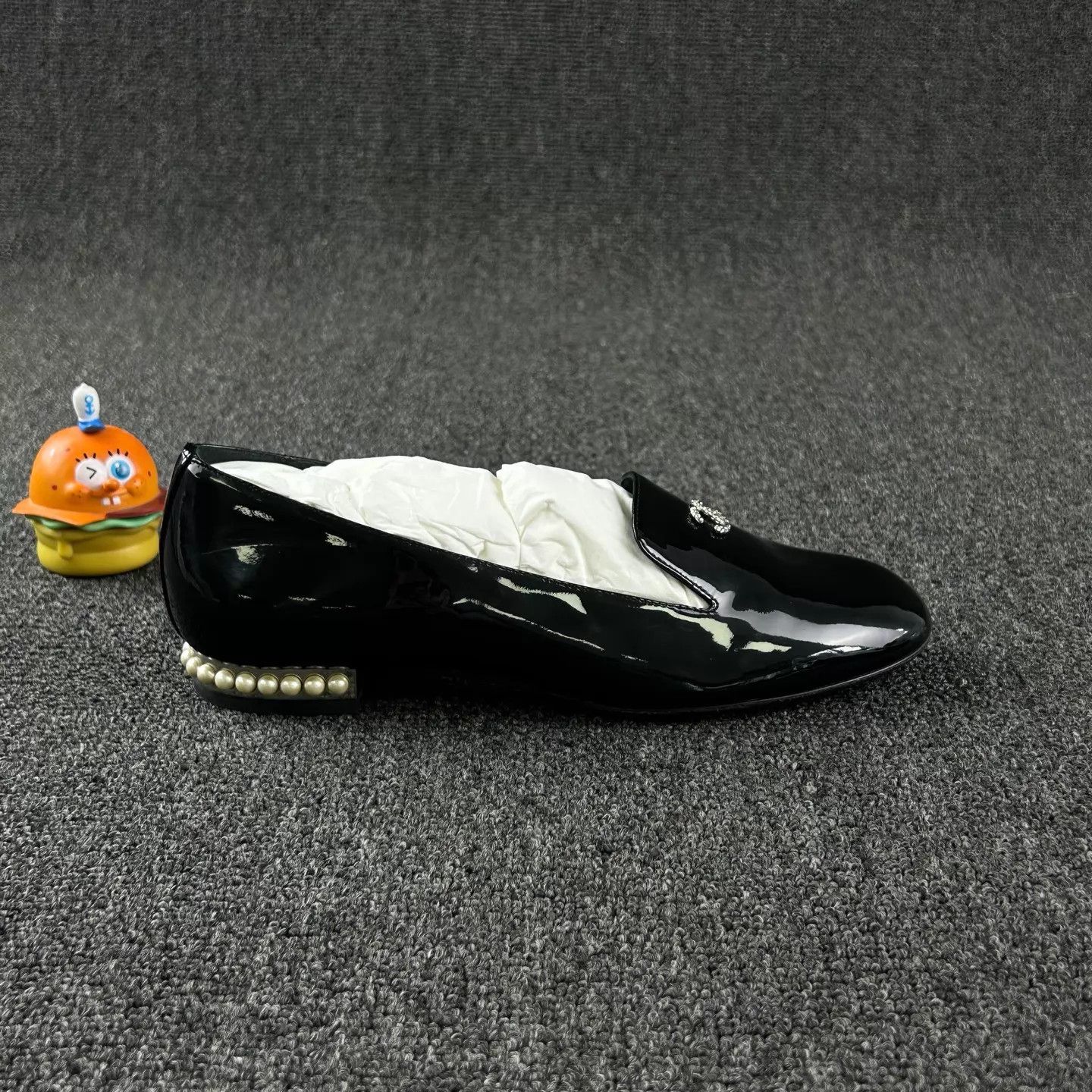 Chanel Chanel pearl low-heel black patent CC silver buckle 36 Size US 5.5 / IT 35.5 - 4 Thumbnail