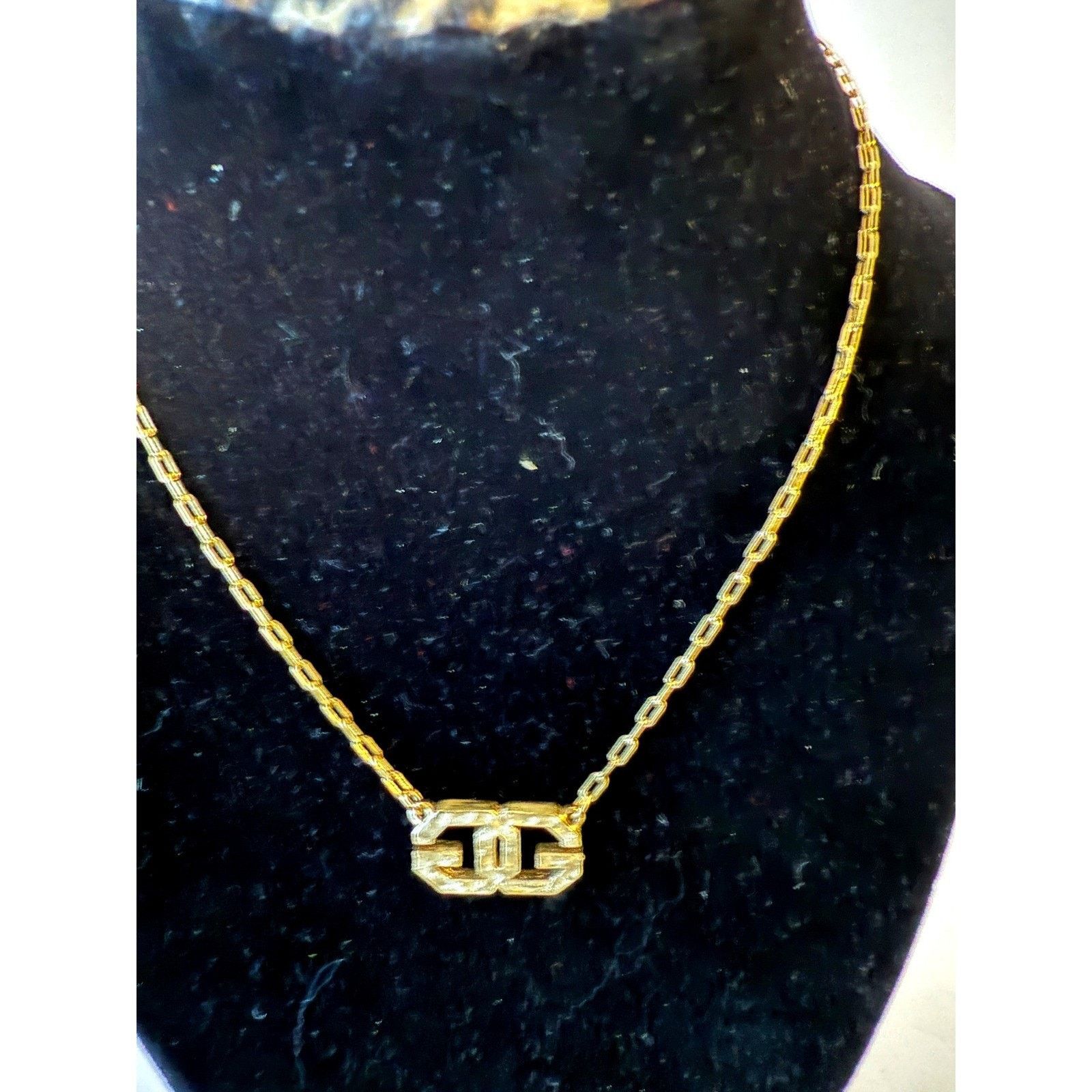 Givenchy Vintage Givenchy Interlocking GG Necklace 16" Gold Chain Size ONE SIZE - 2 Thumbnail
